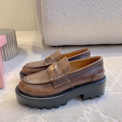 Mocasines de piel Miu Miu