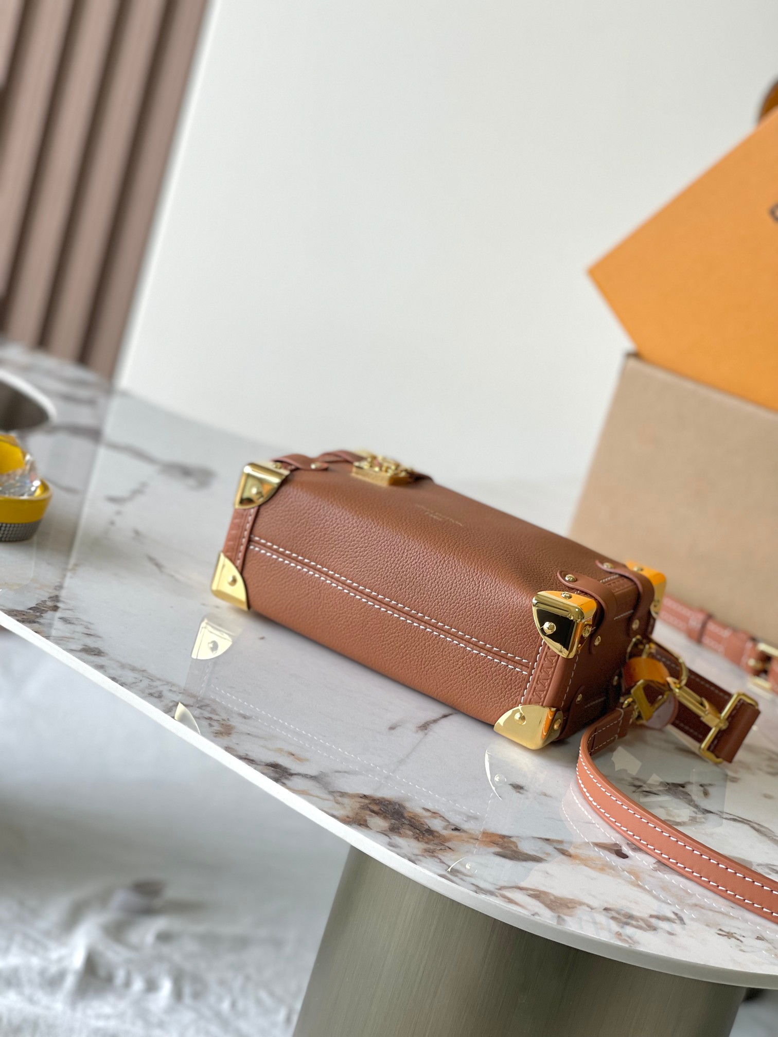 Bolso Side Trunk PM Louis Vuitton - Imagen 4