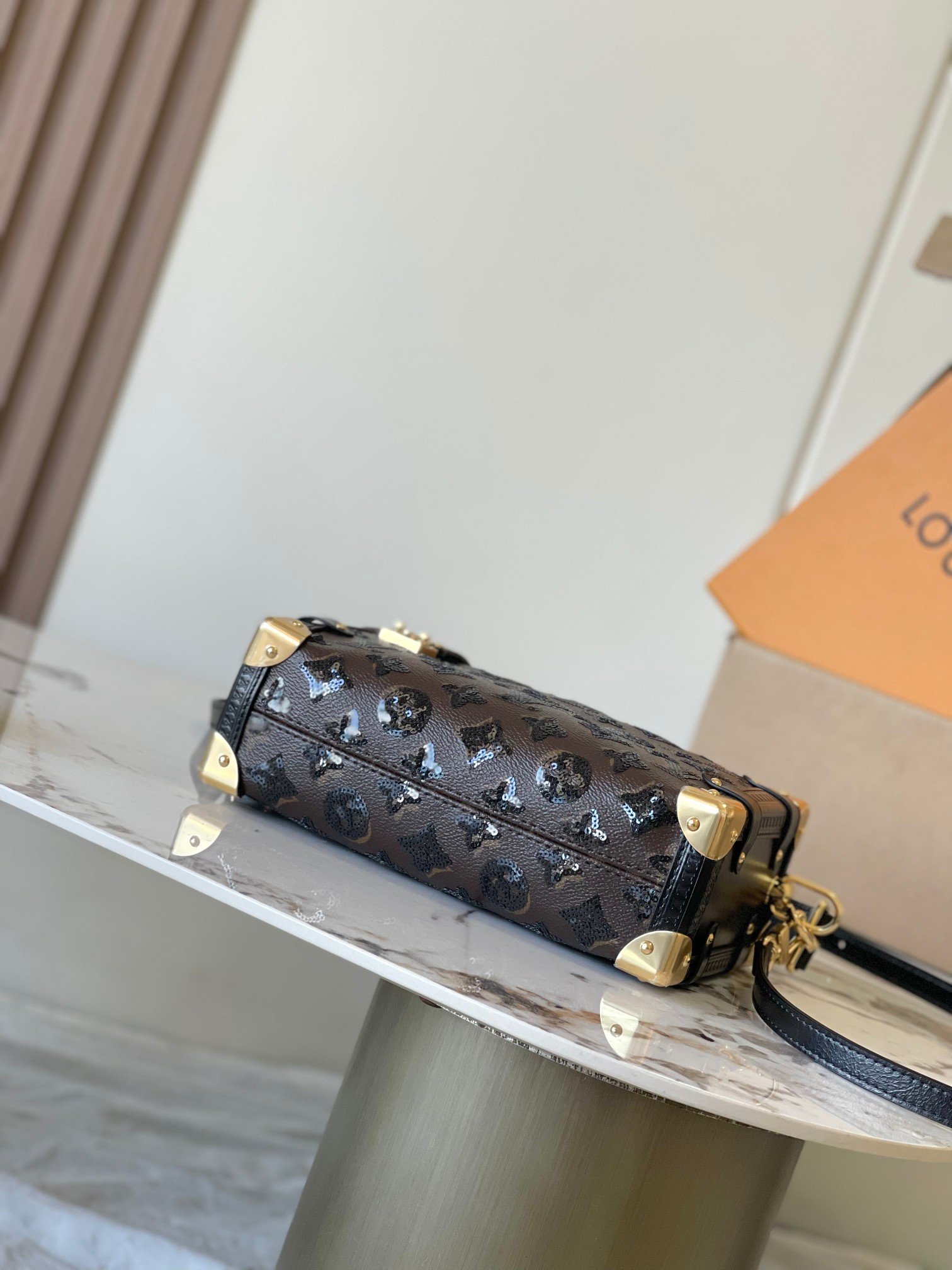 Bolso Side Trunk MM Louis Vuitton - Imagen 4