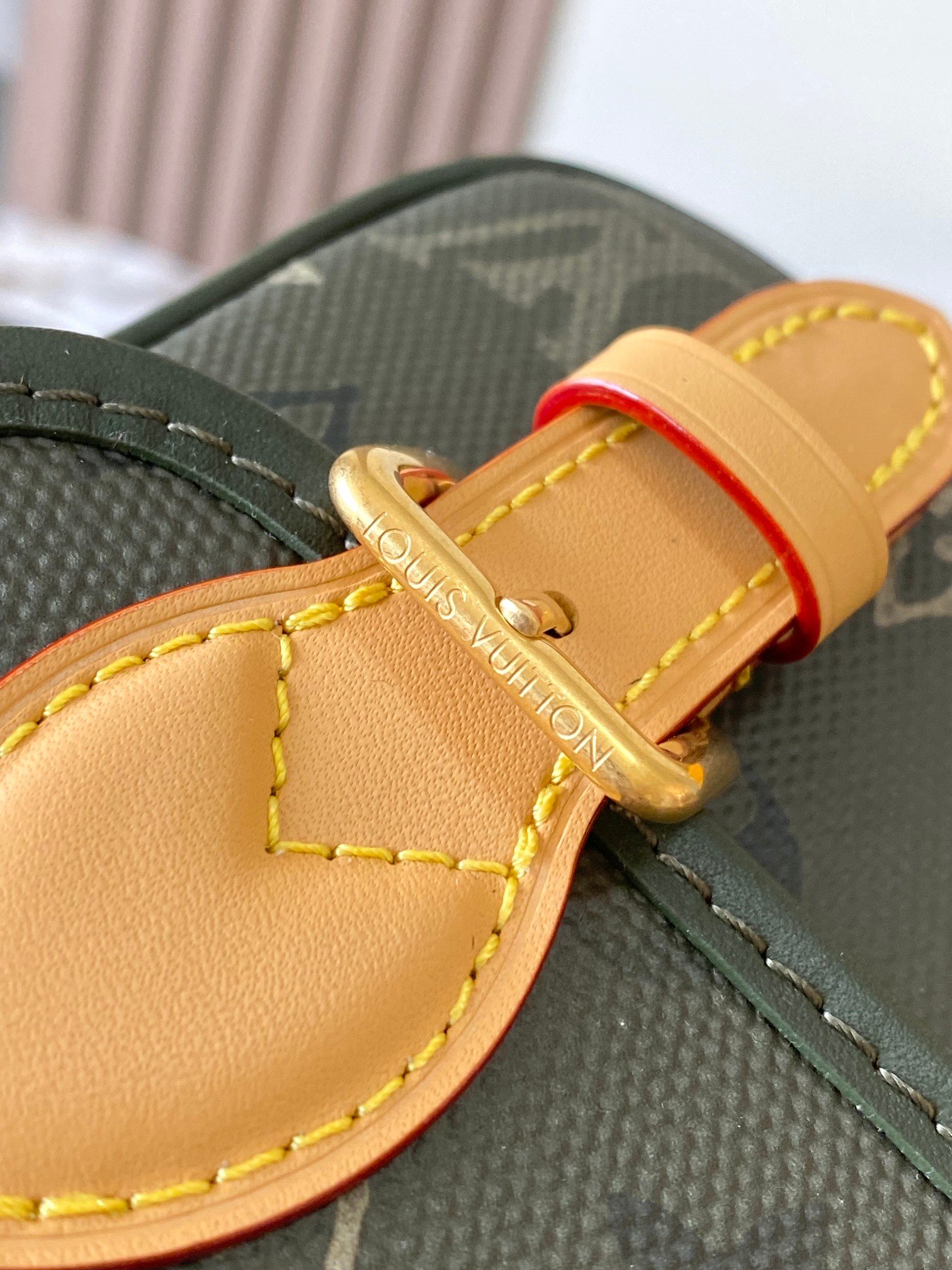 Cartera Bosphore Wearable Louis Vuitton - Imagen 6