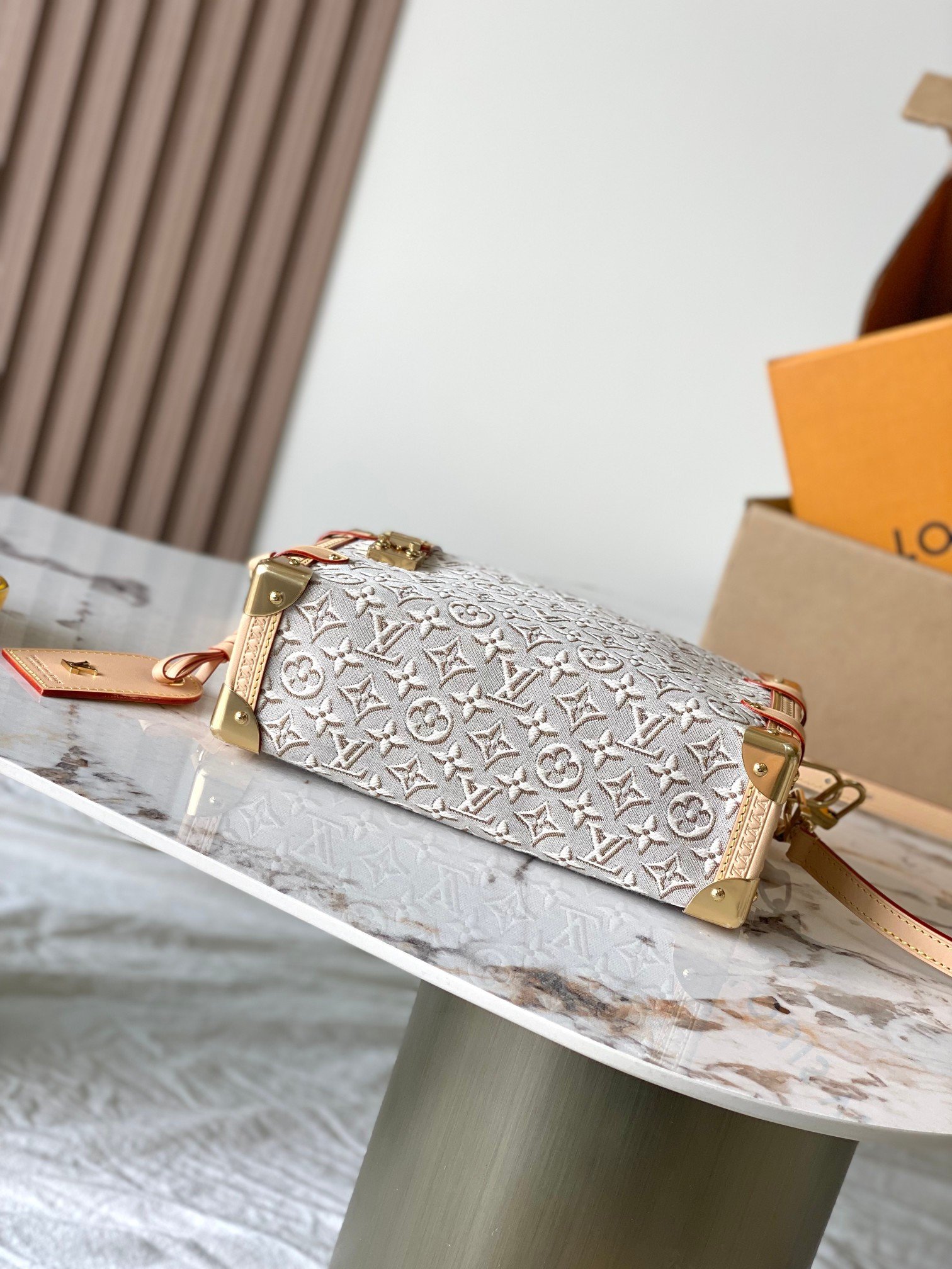 Bolso Side Trunk MM Louis Vuitton - Imagen 4