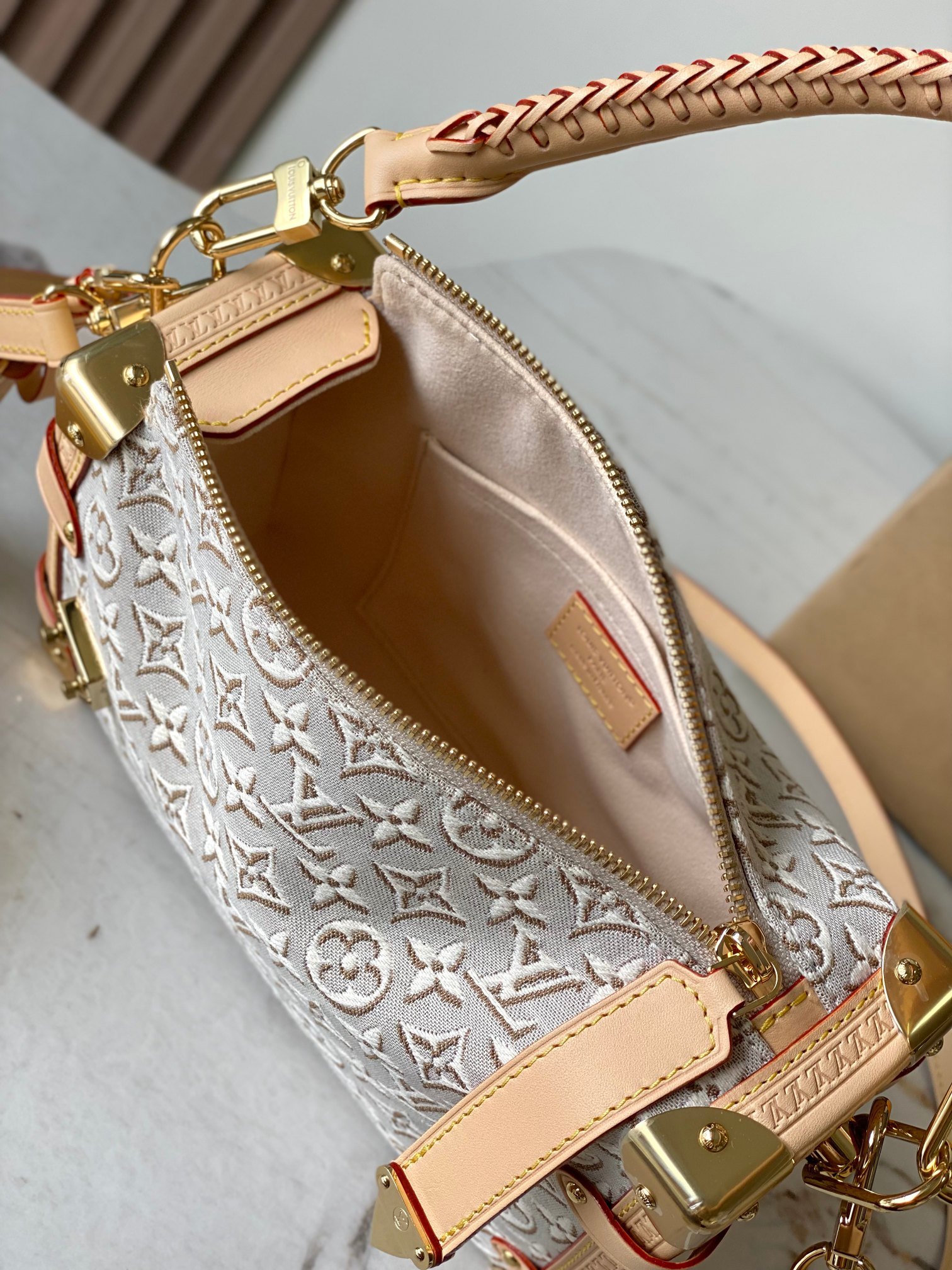 Bolso Side Trunk MM Louis Vuitton - Imagen 9