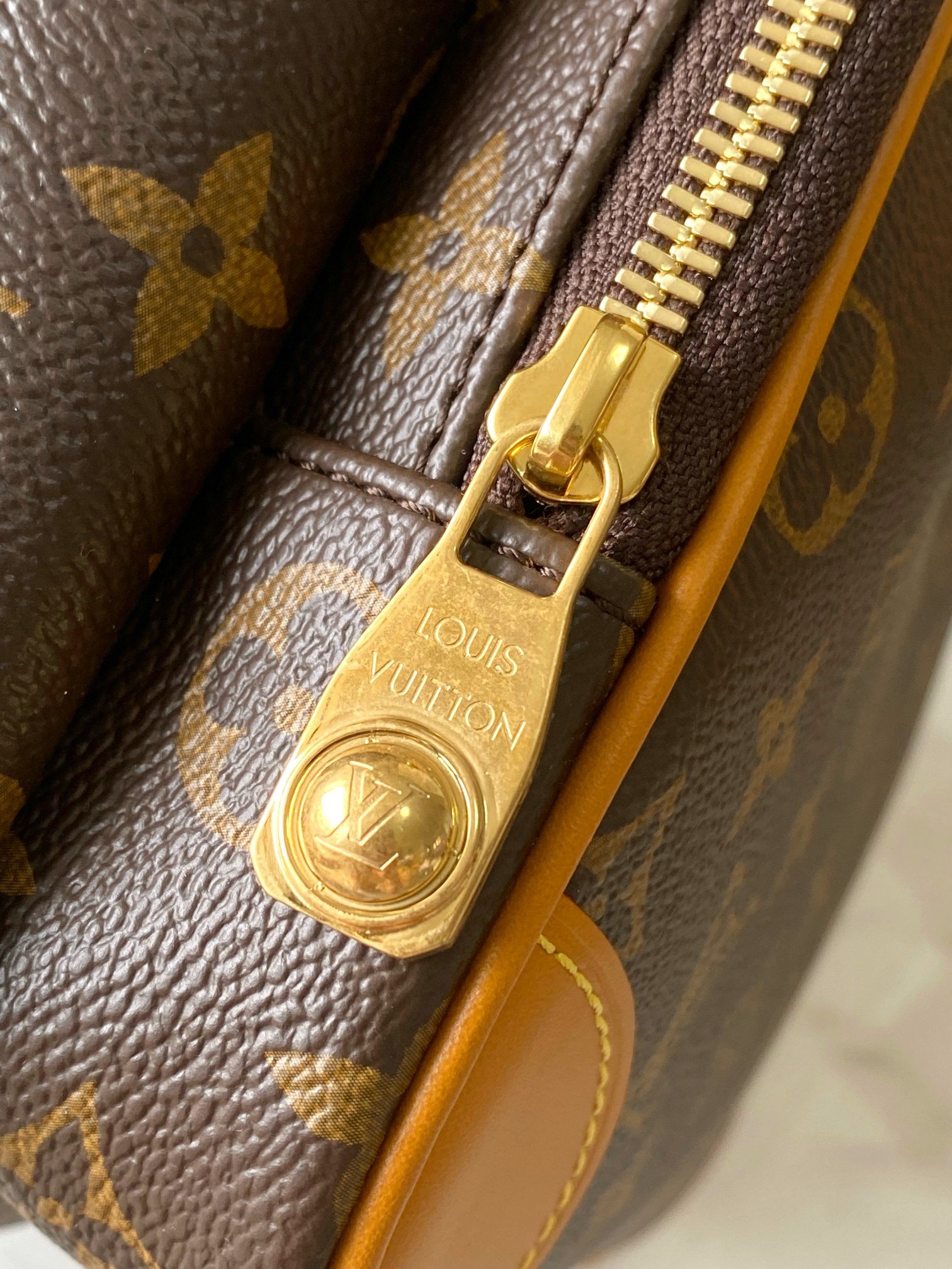 Mochila Discovery Cargo Louis Vuitton - Imagen 5