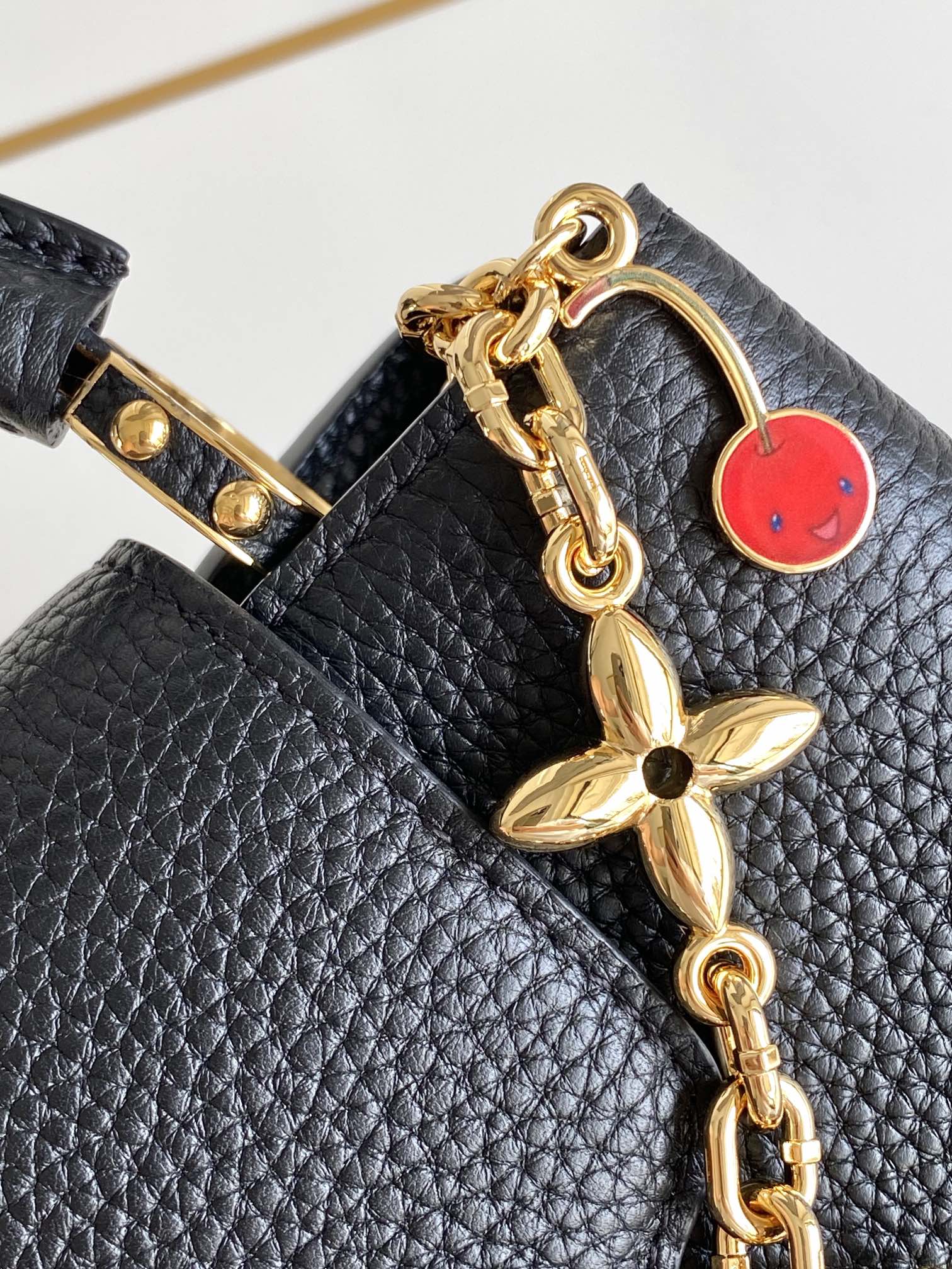 Bolso Capucines BB Louis Vuitton - Imagen 7