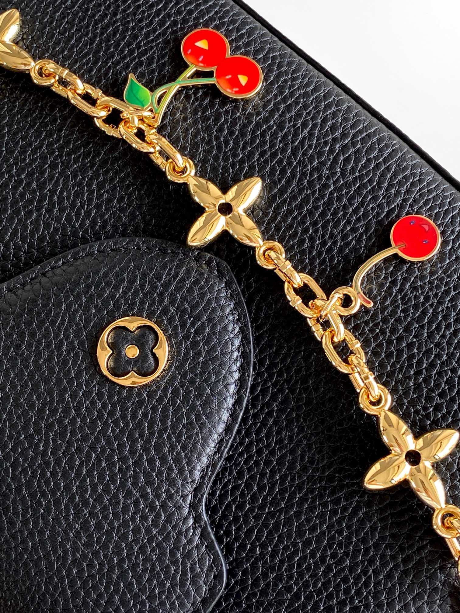Bolso Capucines BB Louis Vuitton - Imagen 6