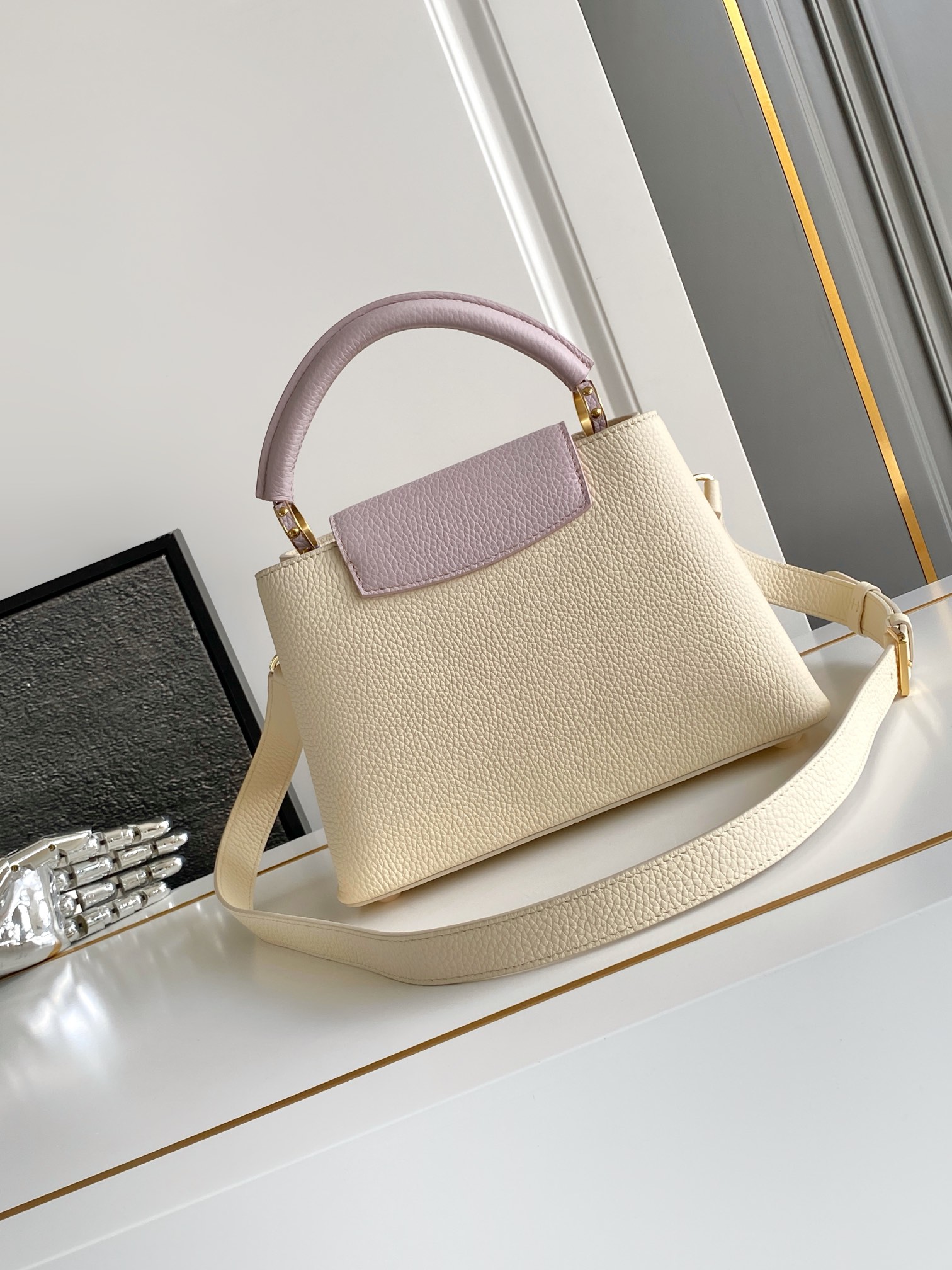 Bolso Capucines BB Louis Vuitton - Imagen 3