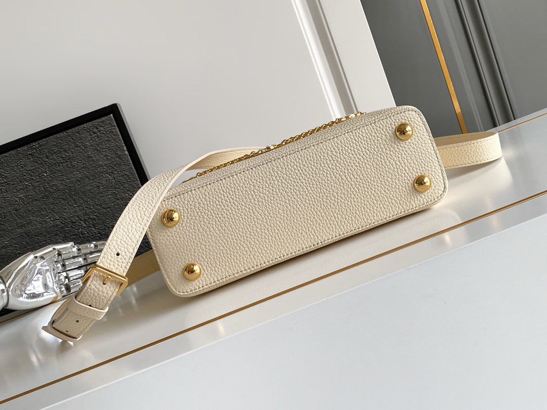 Bolso Capucines BB Louis Vuitton - Imagen 4