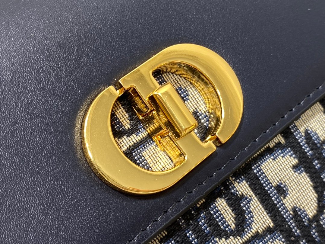 Bolso Dior 30 Montaigne Avenue East West - Imagen 7