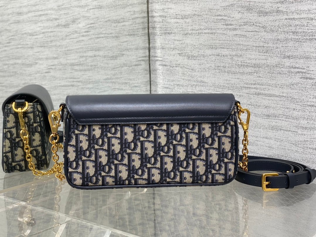 Bolso Dior 30 Montaigne Avenue East West - Imagen 4