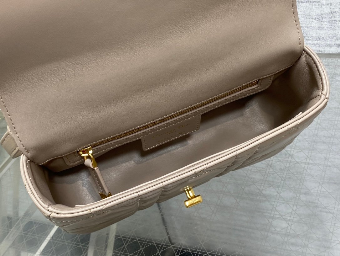 Bolso pequeño Soft Dior Caro - Imagen 7