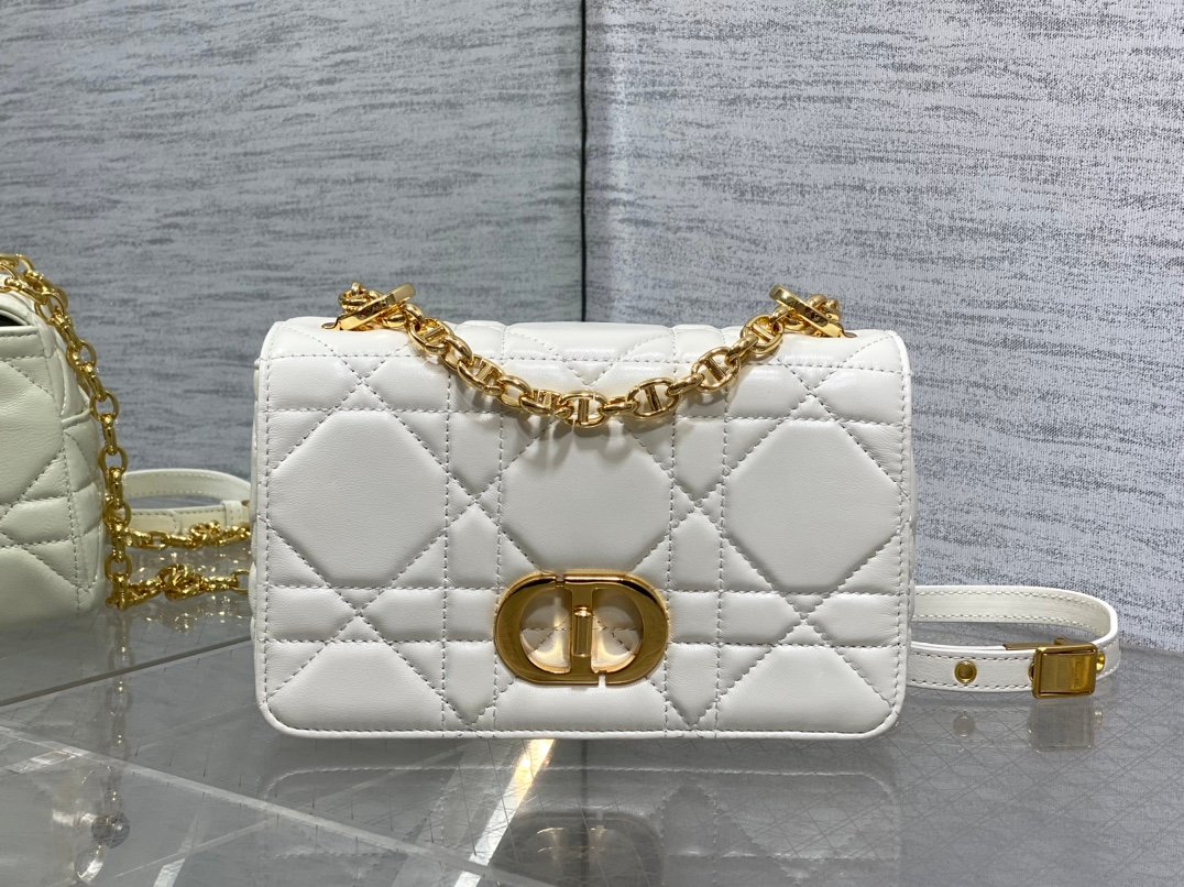 Bolso pequeño Soft Dior Caro