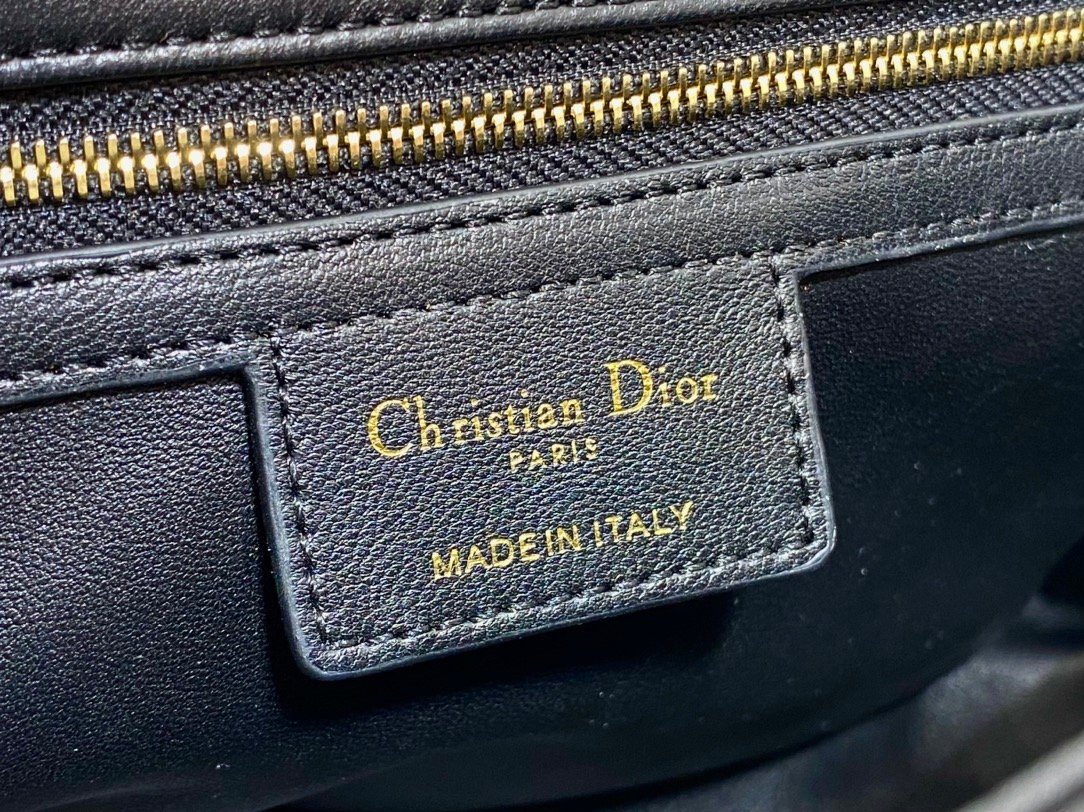 Bolso mediano Soft Dior Caro - Imagen 9