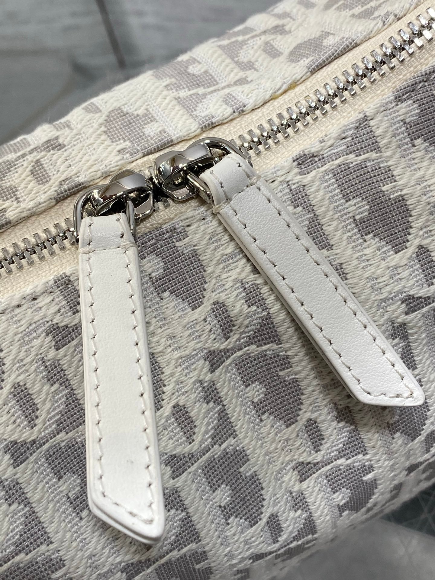 Bolso mediano D-Dream Dior - Imagen 2