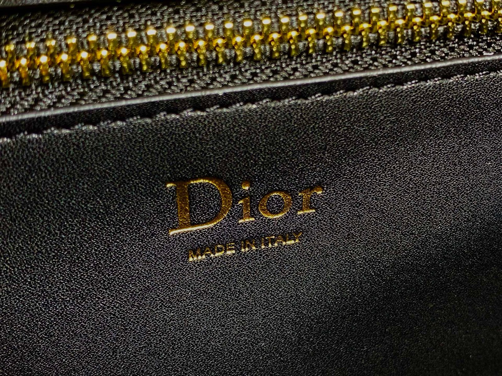 Bolso pequeño Dior Médaillon con solapa - Imagen 9
