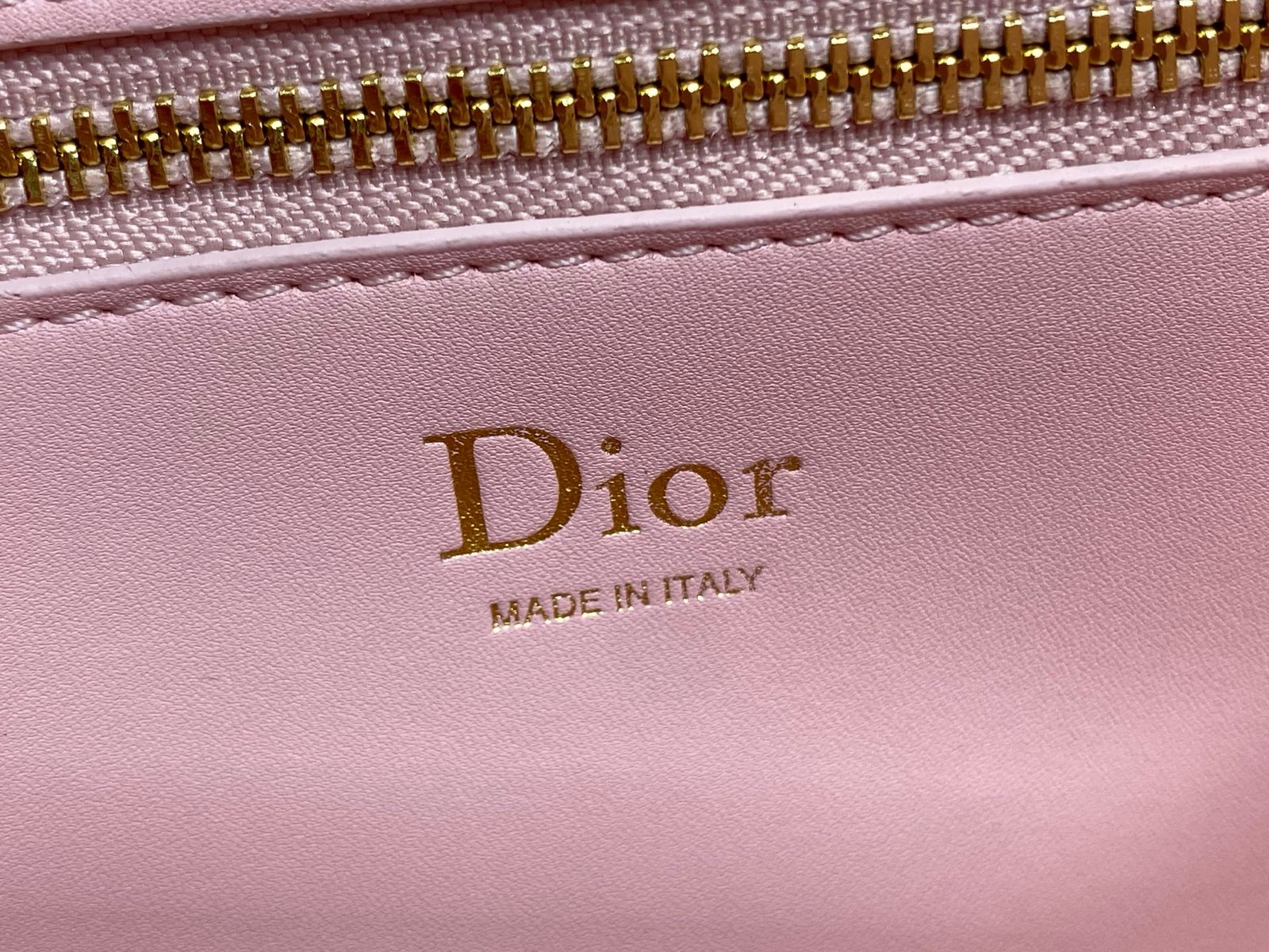 Bolso pequeño Dior Médaillon con solapa - Imagen 9