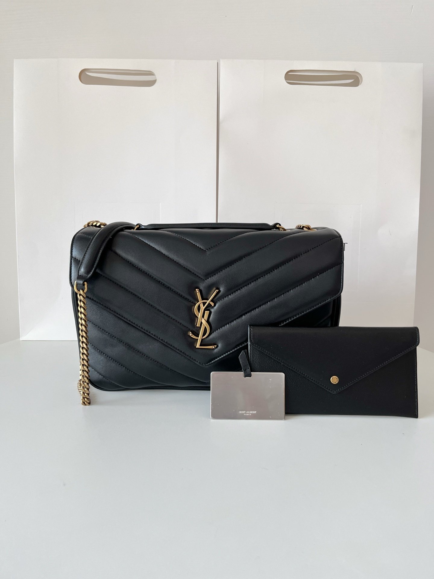 Bolso Loulou mediano YSL