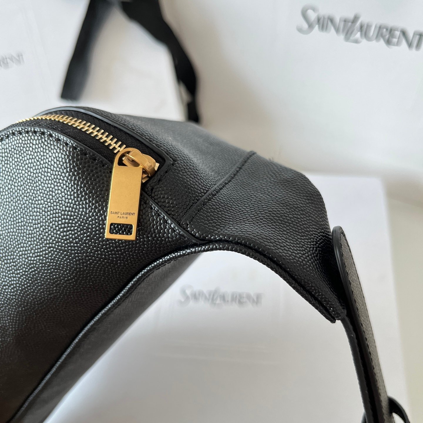 Riñonera Cassandre YSL - Imagen 3
