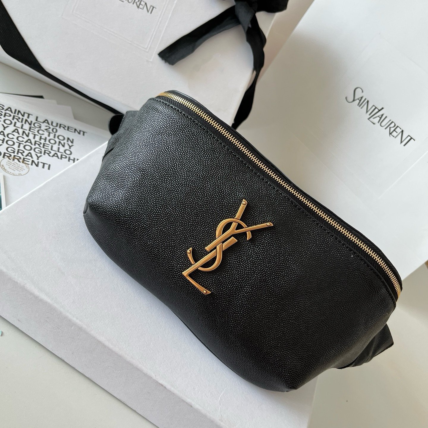 Riñonera Cassandre YSL - Imagen 2