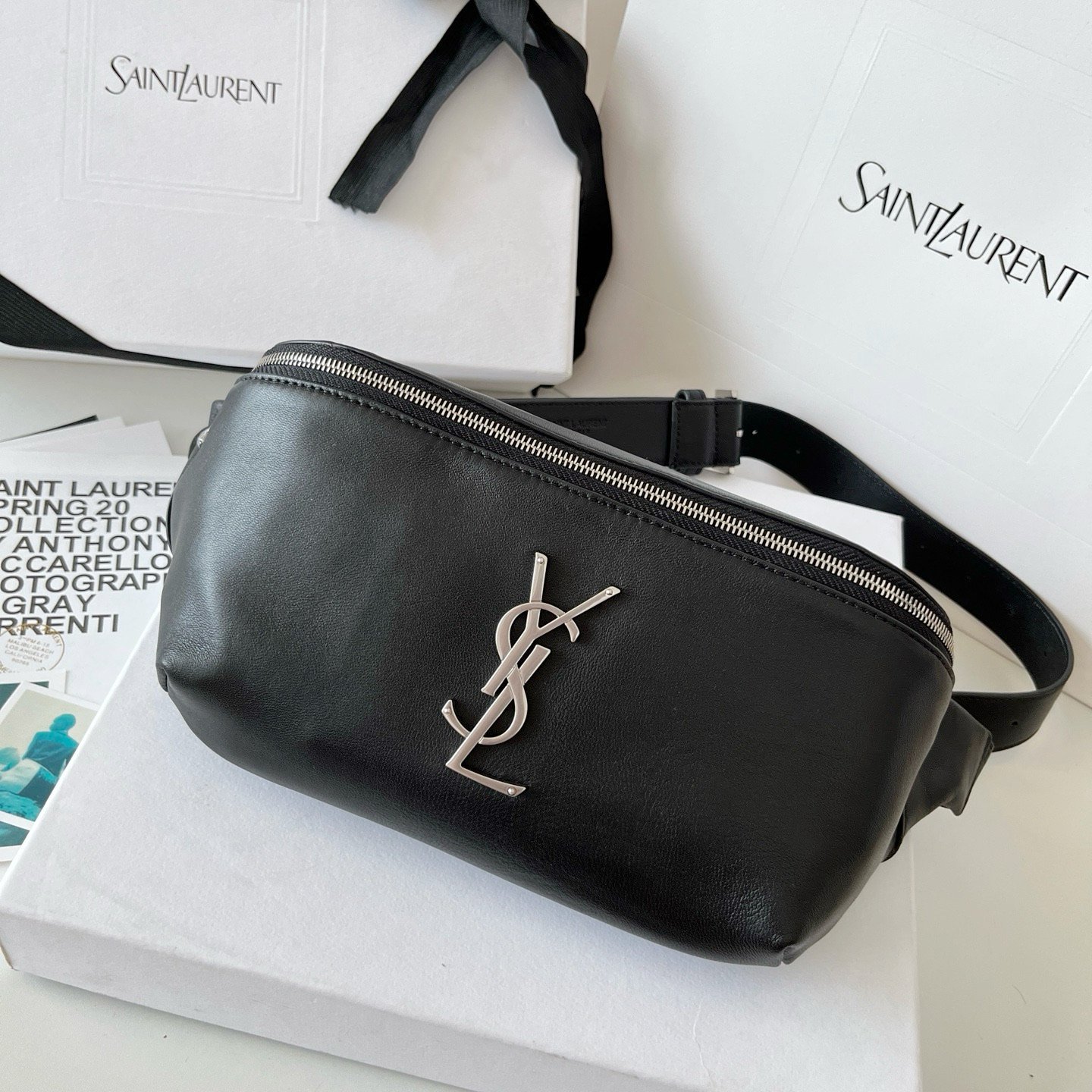 Riñonera Cassandre YSL - Imagen 2