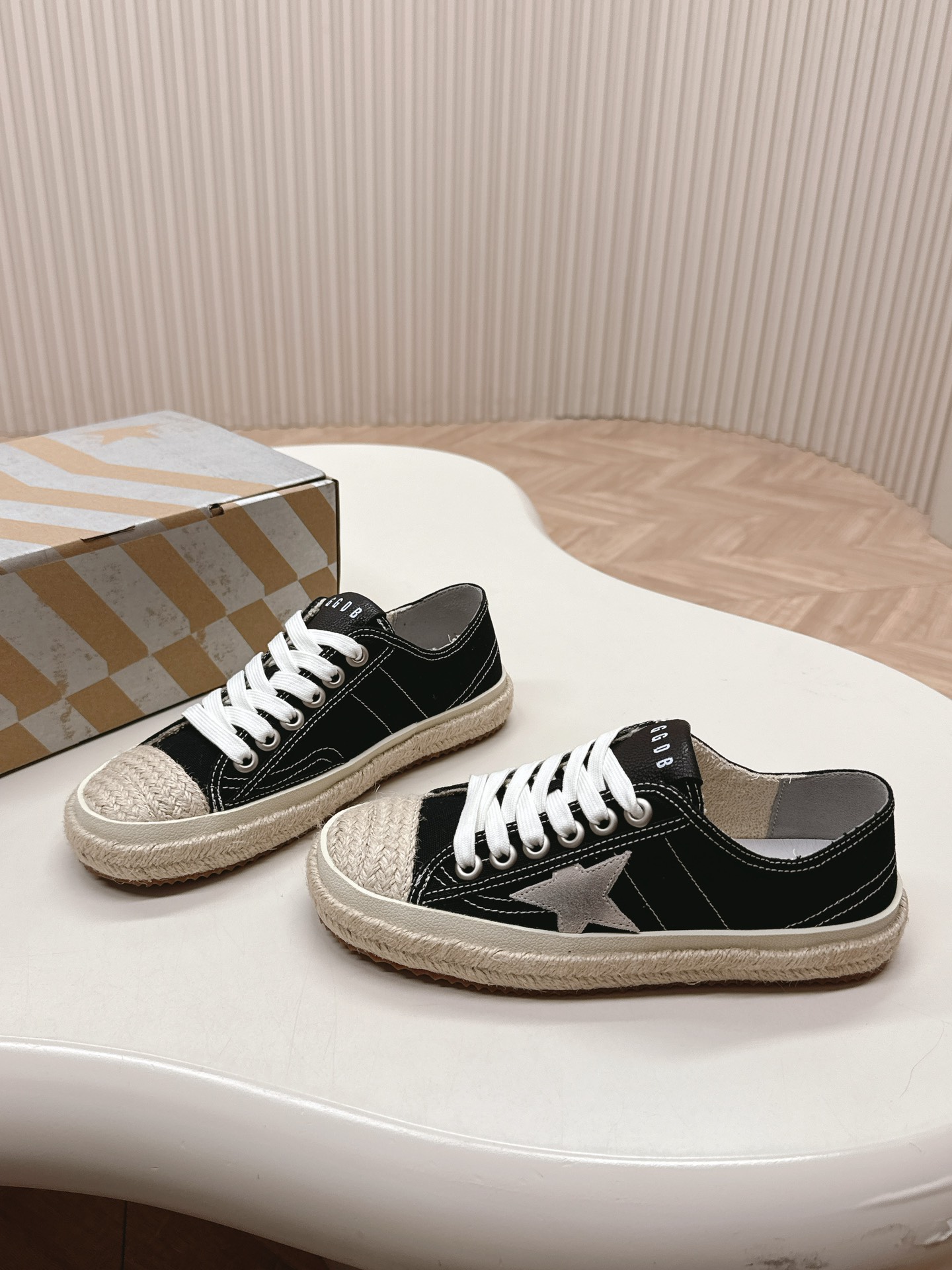 Zapatillas V-Star Golden Goose - Imagen 2