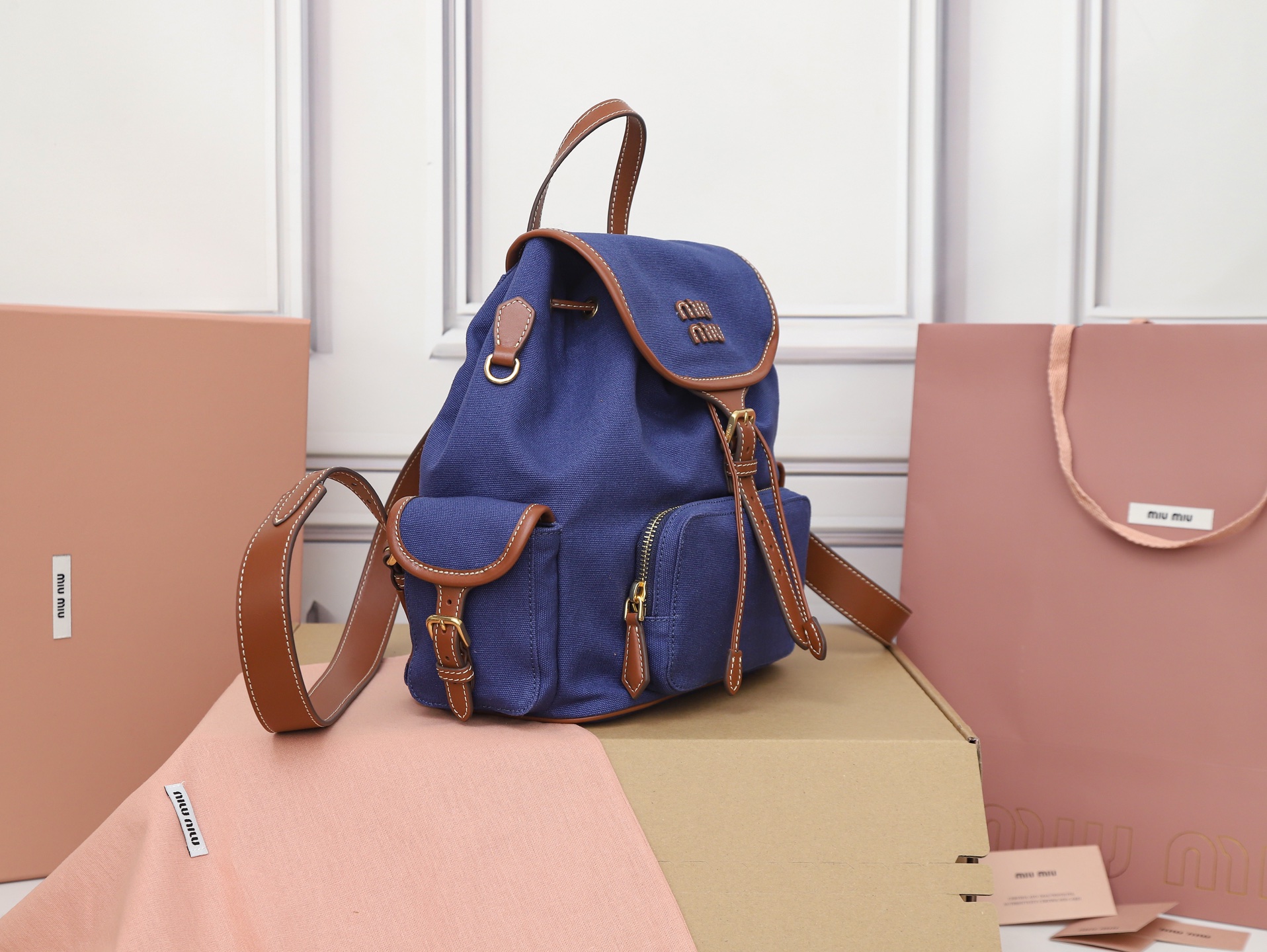 Mochila de lona y piel Miu Miu - Imagen 2