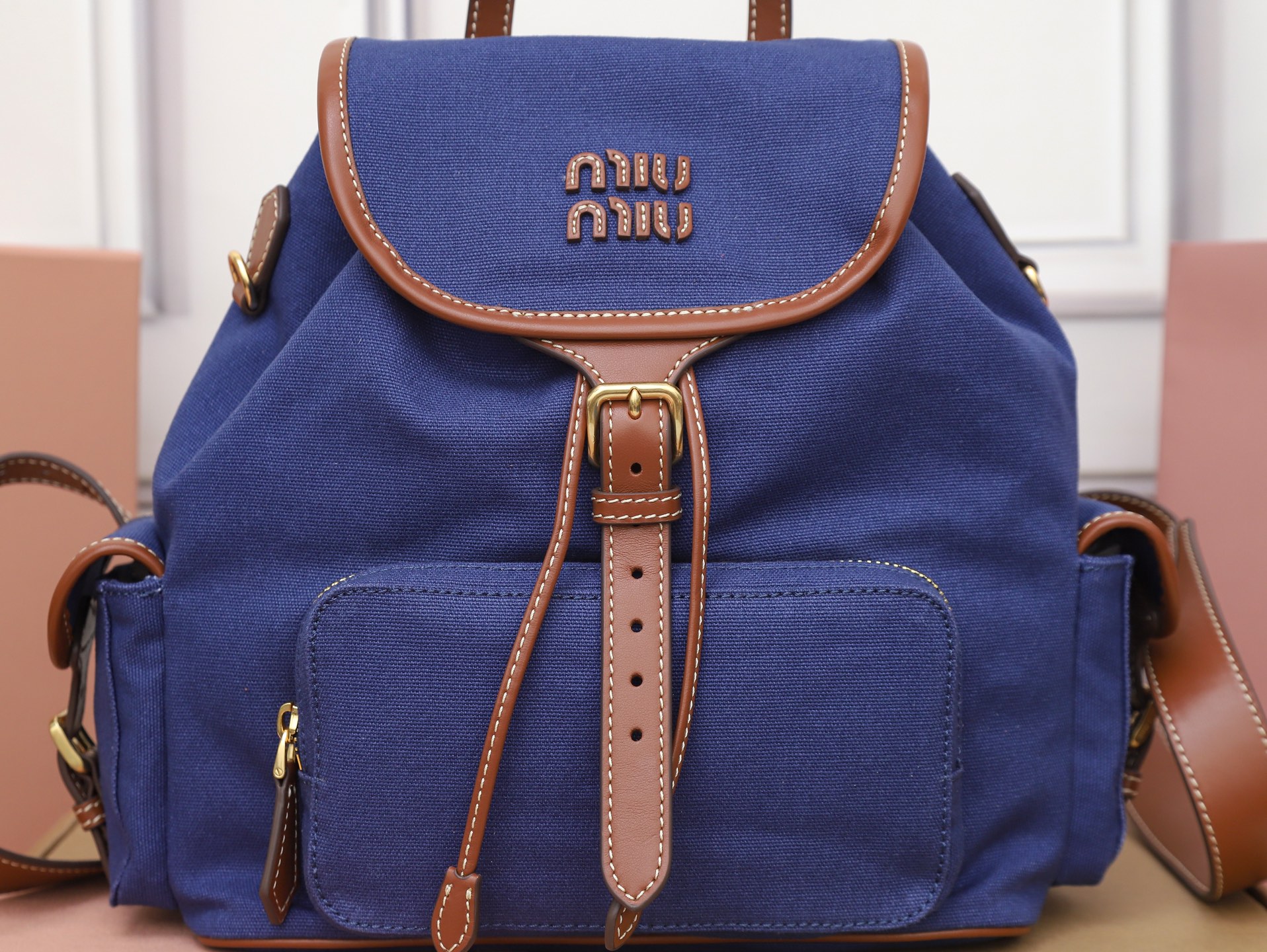 Mochila de lona y piel Miu Miu - Imagen 5