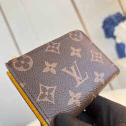 Cartera compacta Noa Louis Vuitton