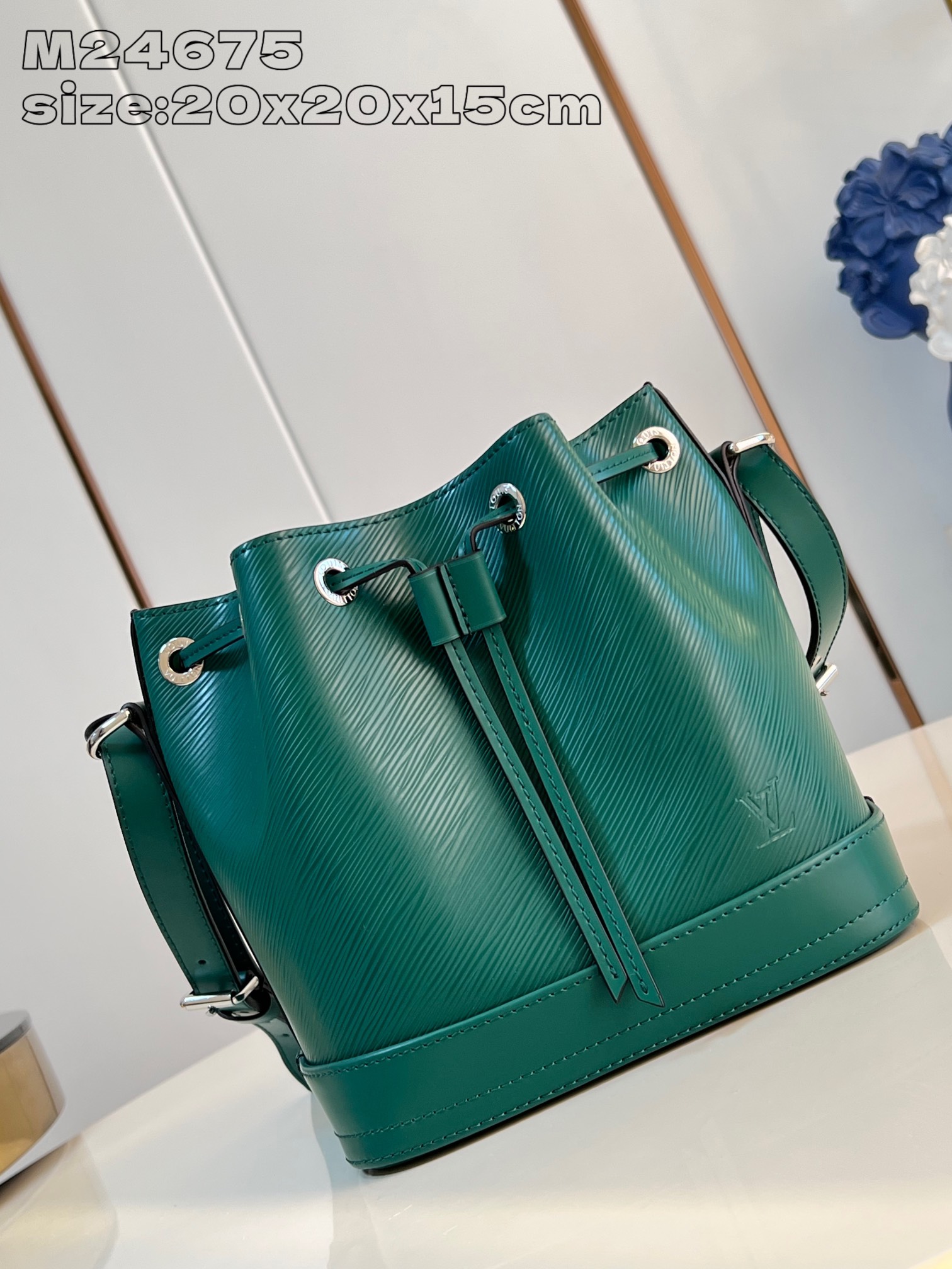 Bolso NoƩ BB Louis Vuitton - Imagen 2