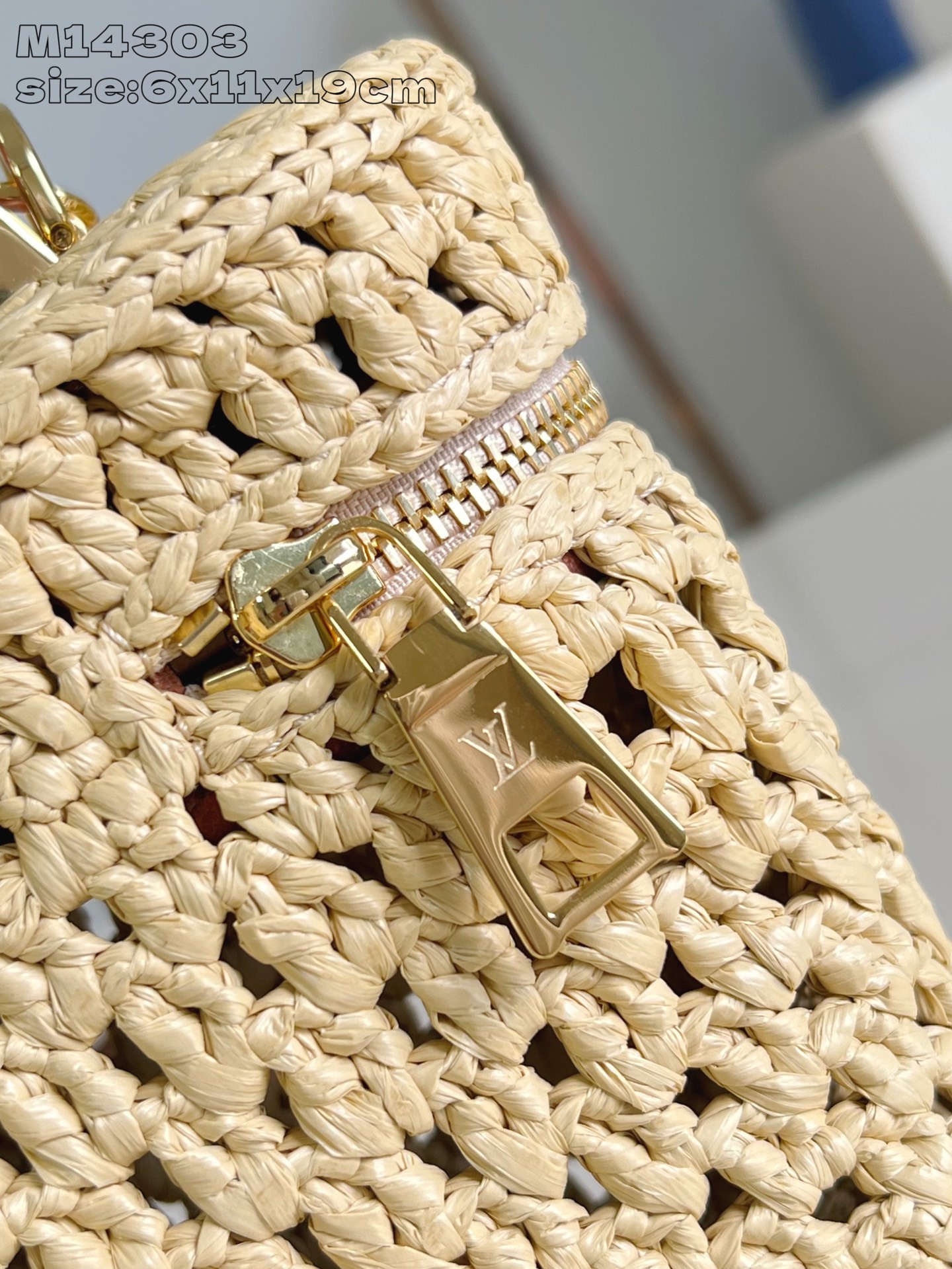 Bolso Vanity Chain Pouch Louis Vuitton - Imagen 4