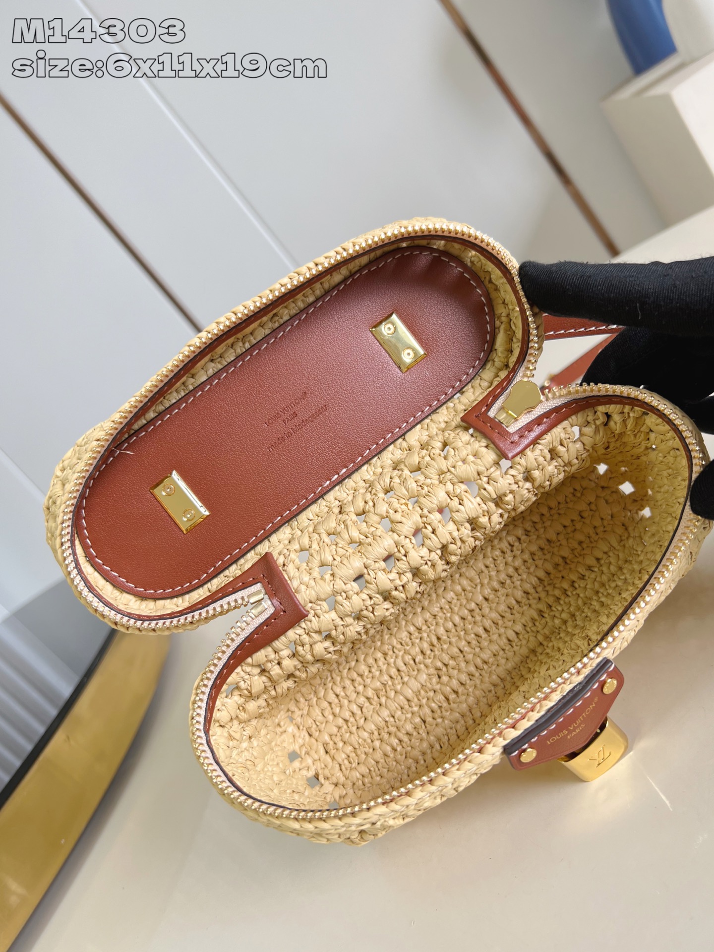 Bolso Vanity Chain Pouch Louis Vuitton - Imagen 8