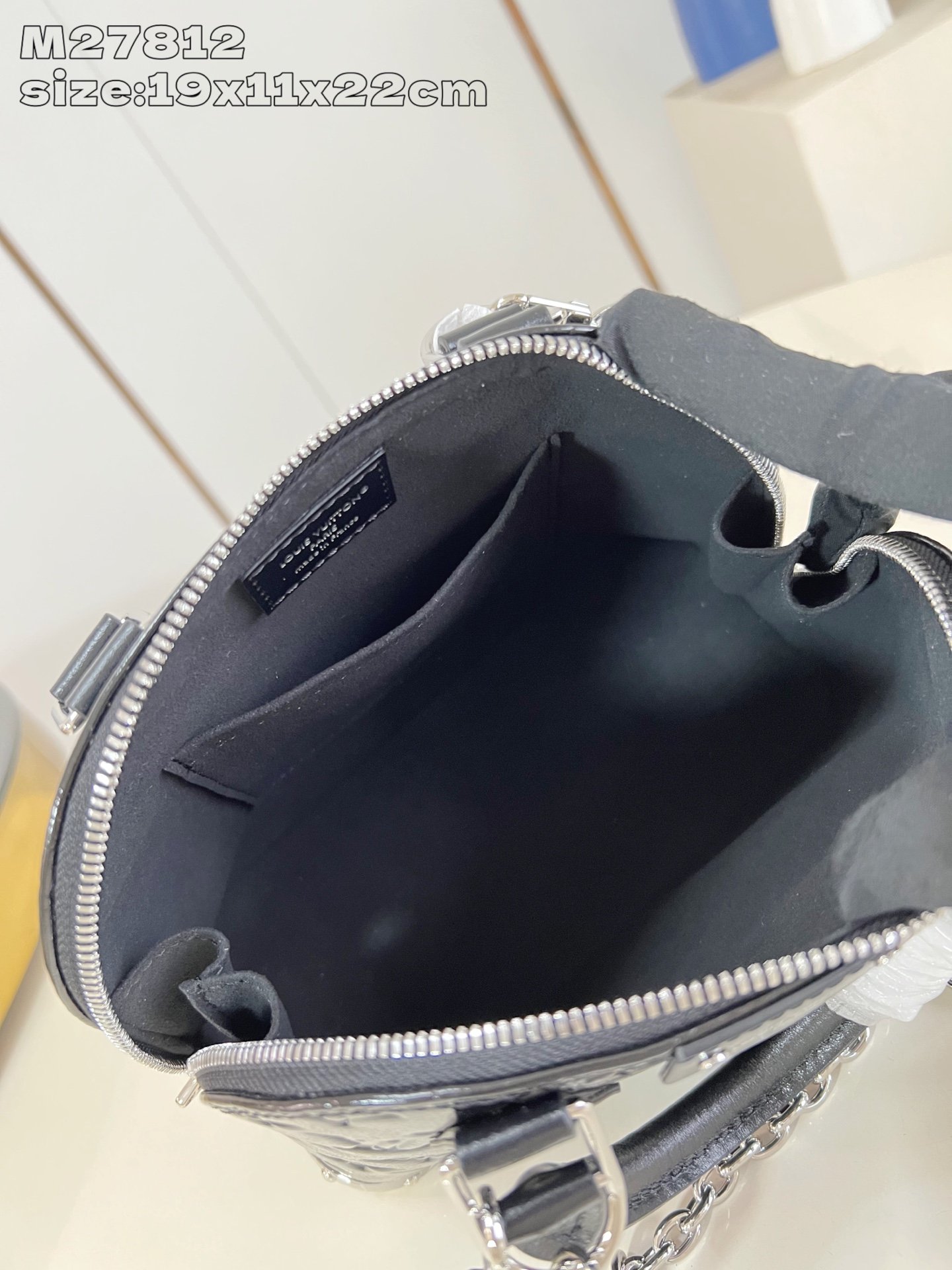 Bolso Alma Trunk BB Louis Vuitton - Imagen 10