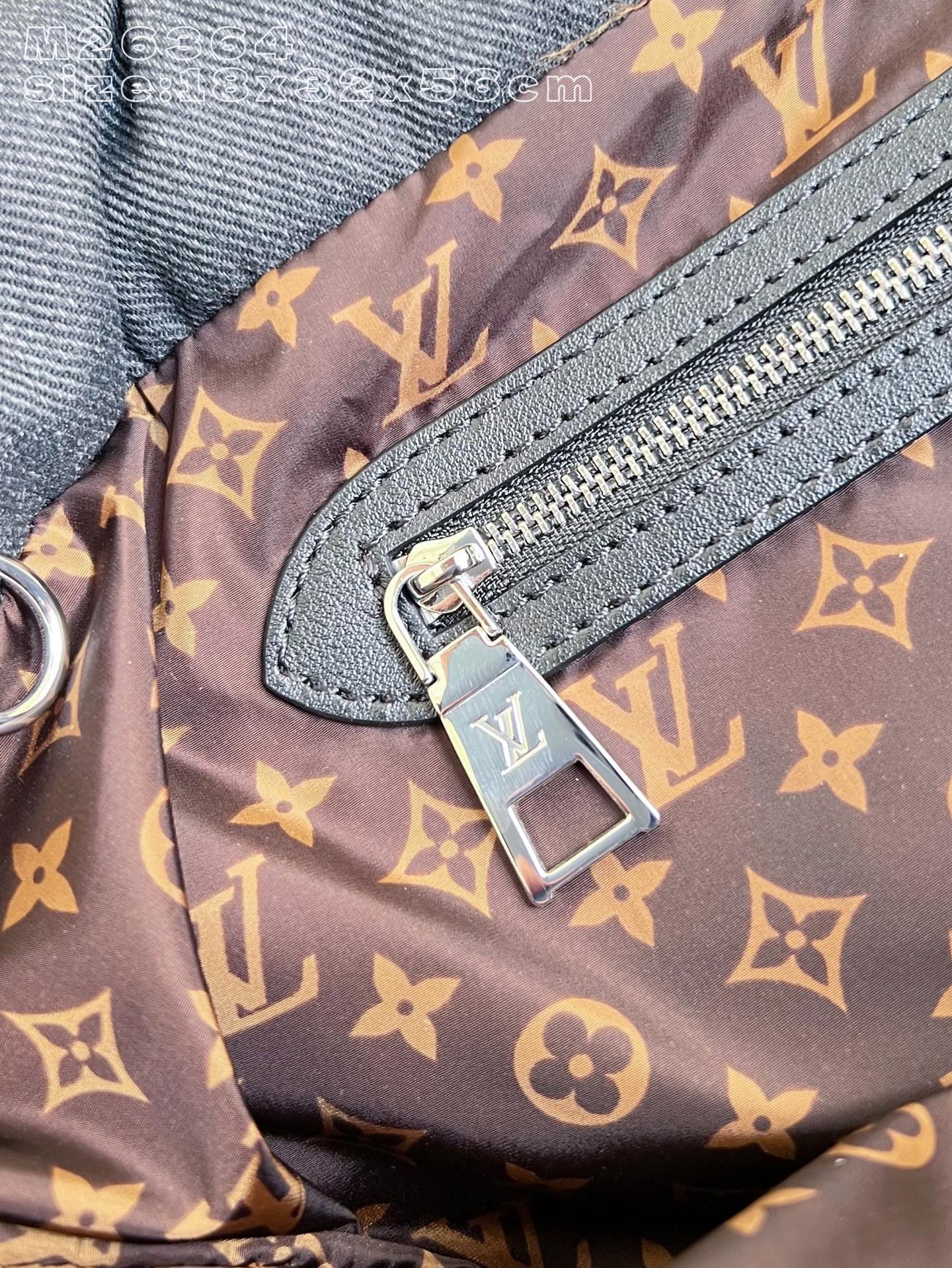 Bolso Neverfull Inside Out MM Louis Vuitton - Imagen 9