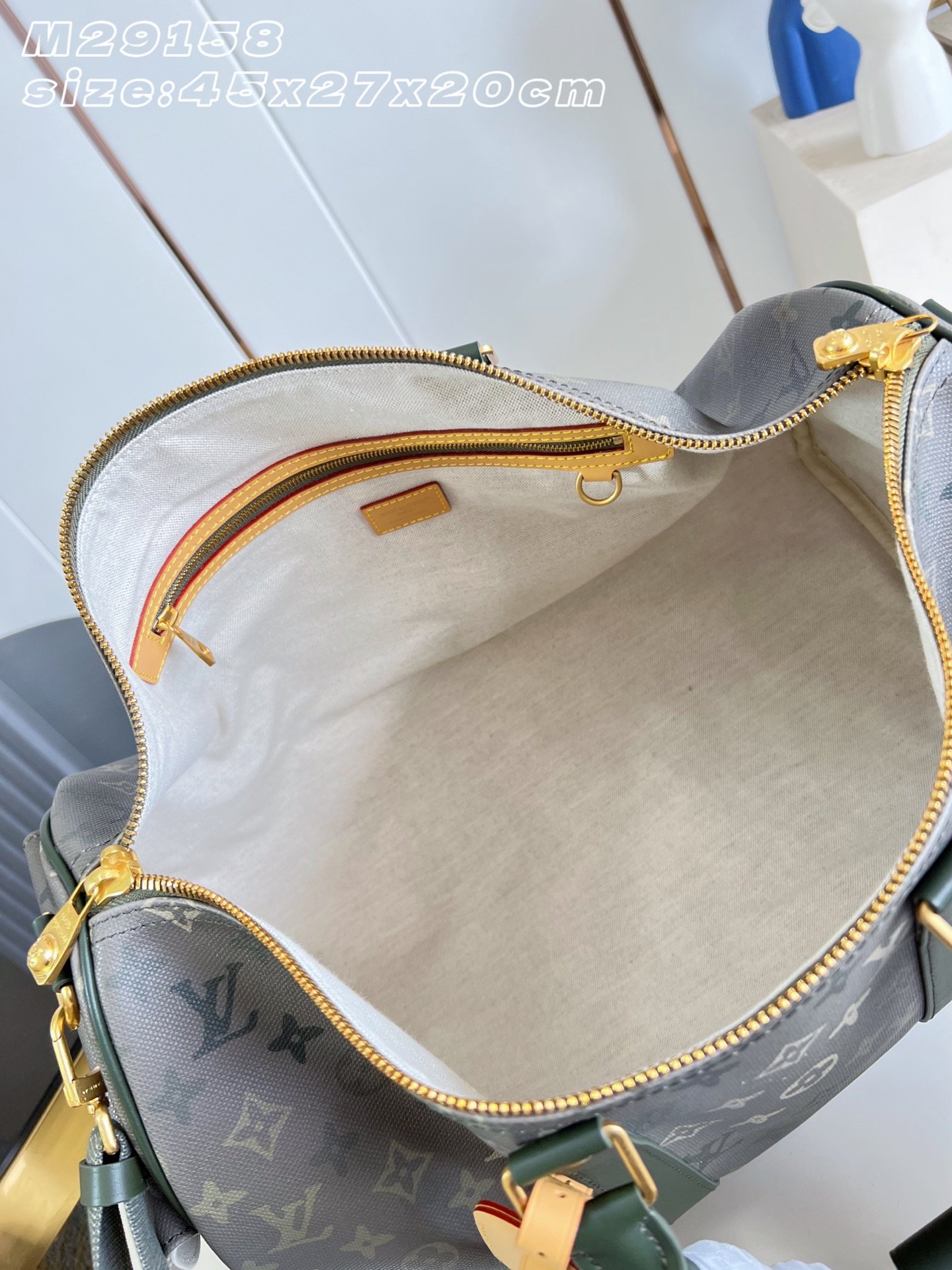 Bolsa de viaje Keepall 45 con bandolera Louis Vuitton - Imagen 8