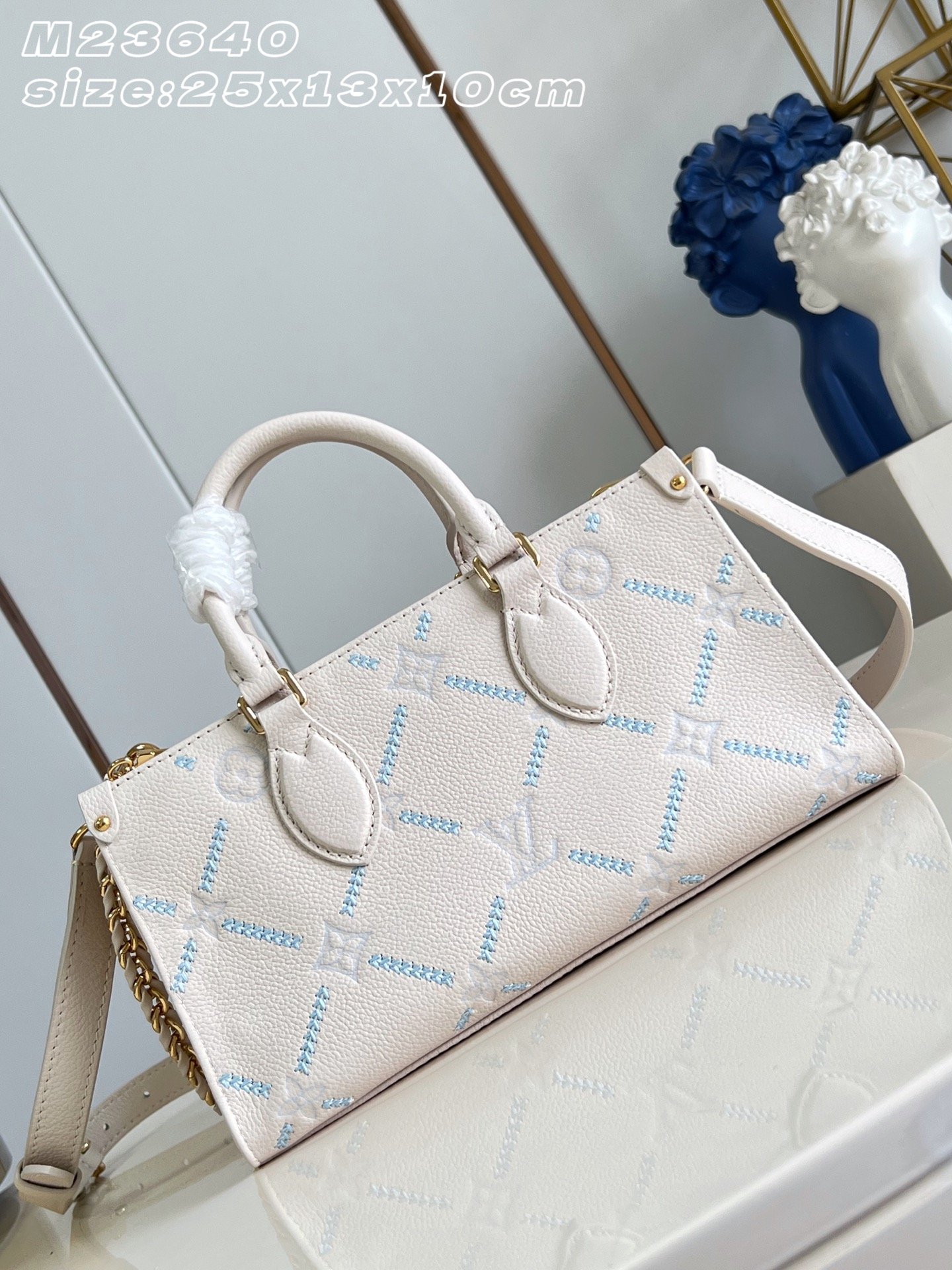 Bolso OnTheGo East West Louis Vuitton - Imagen 2