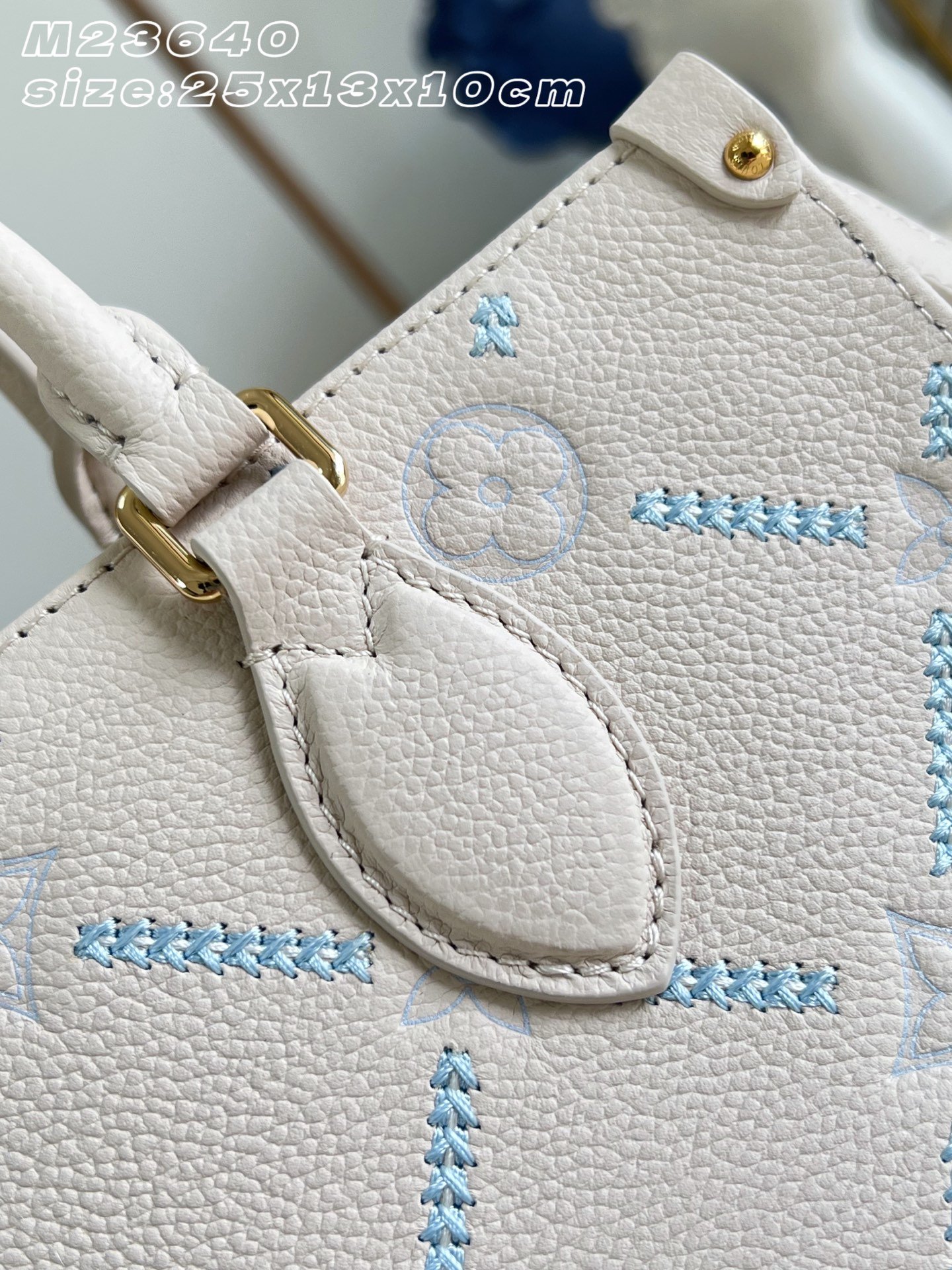 Bolso OnTheGo East West Louis Vuitton - Imagen 3