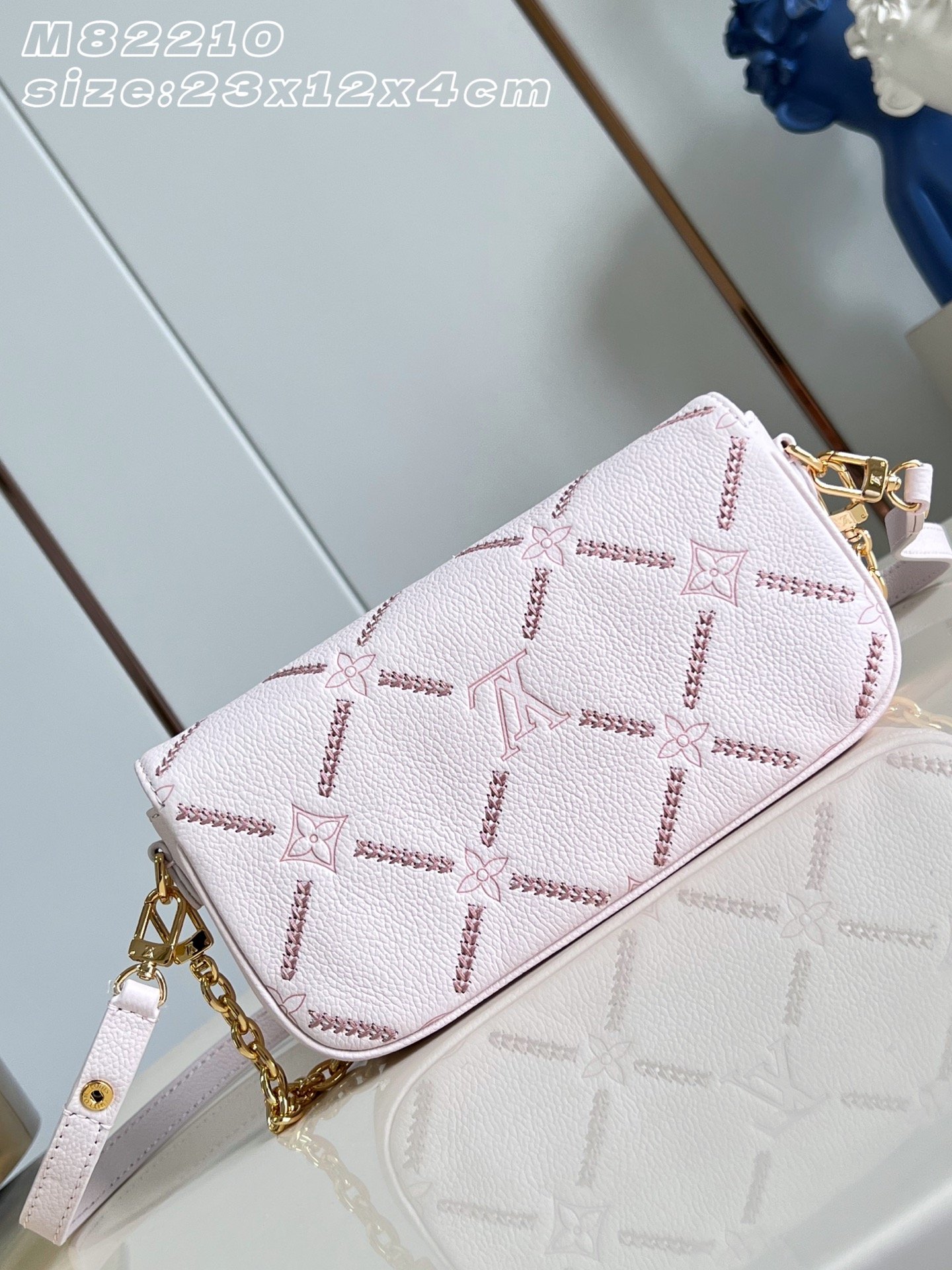 Cartera de mano Ivy con cadena Louis Vuitton - Imagen 4