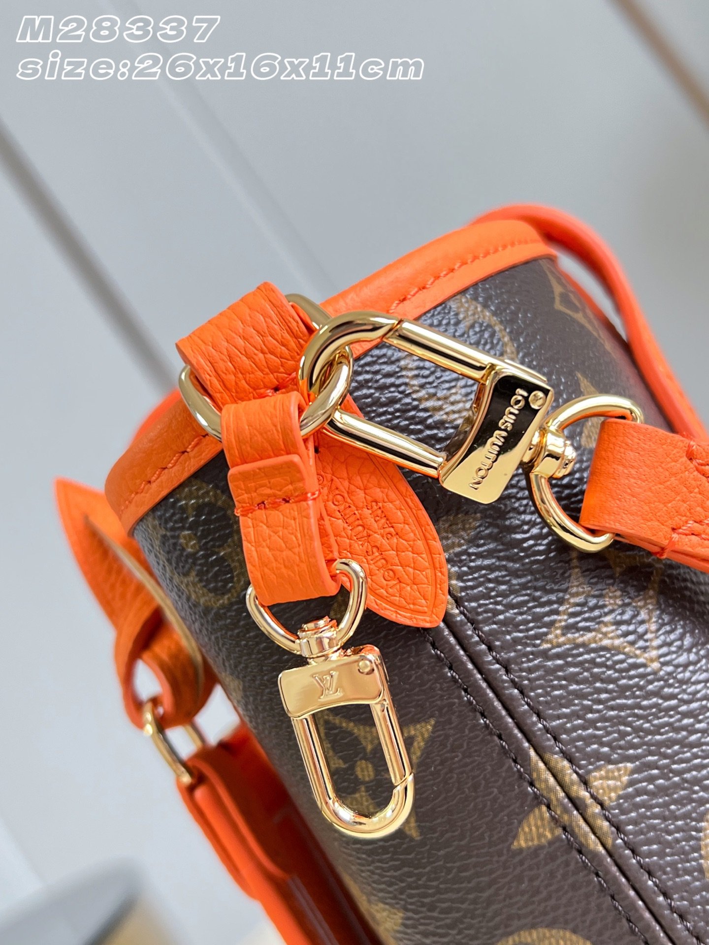 Bolso Neverfull Inside Out BB con bandolera Louis Vuitton - Imagen 4