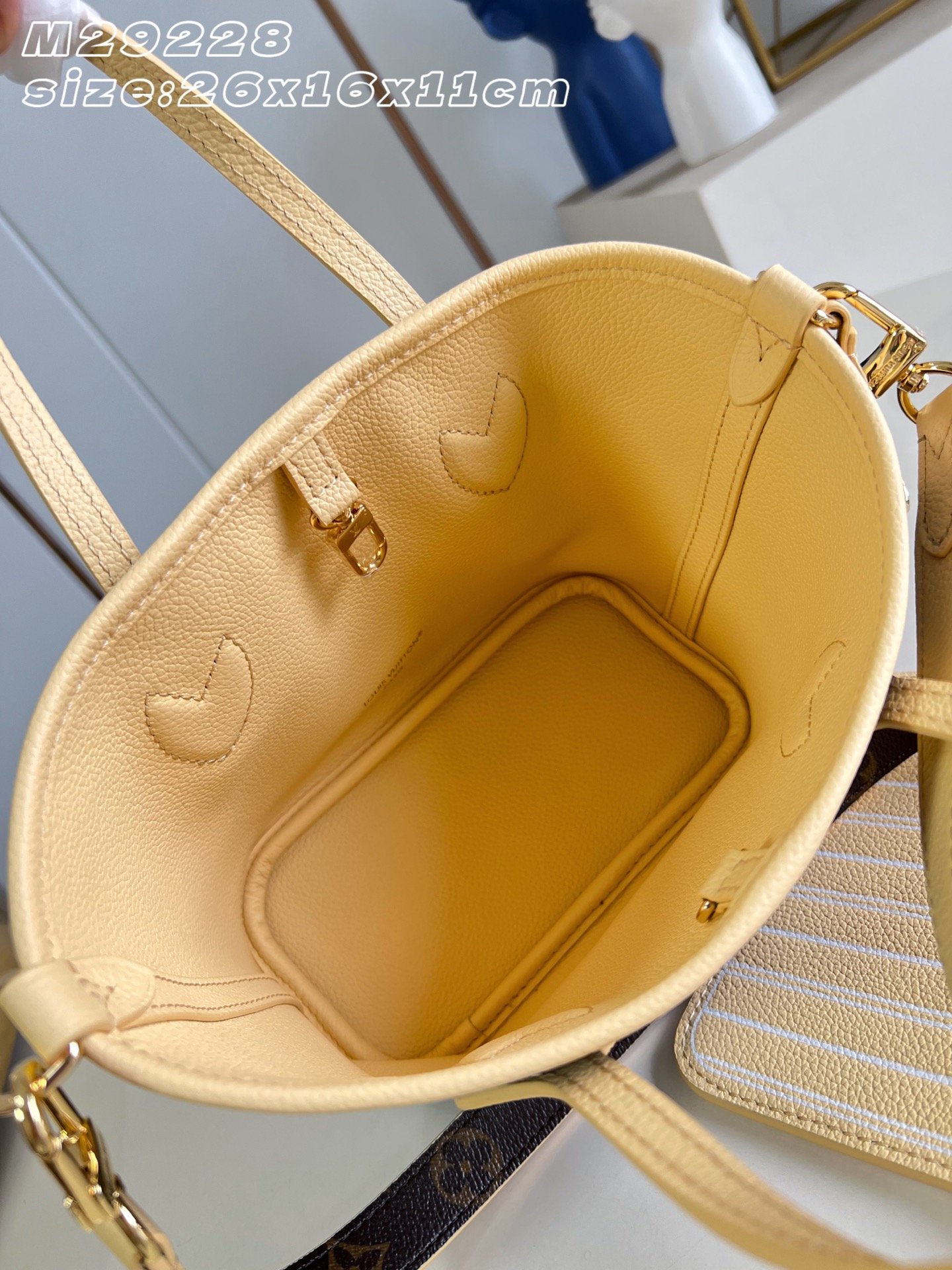 Bolso Neverfull Inside Out BB con bandolera Louis Vuitton - Imagen 8