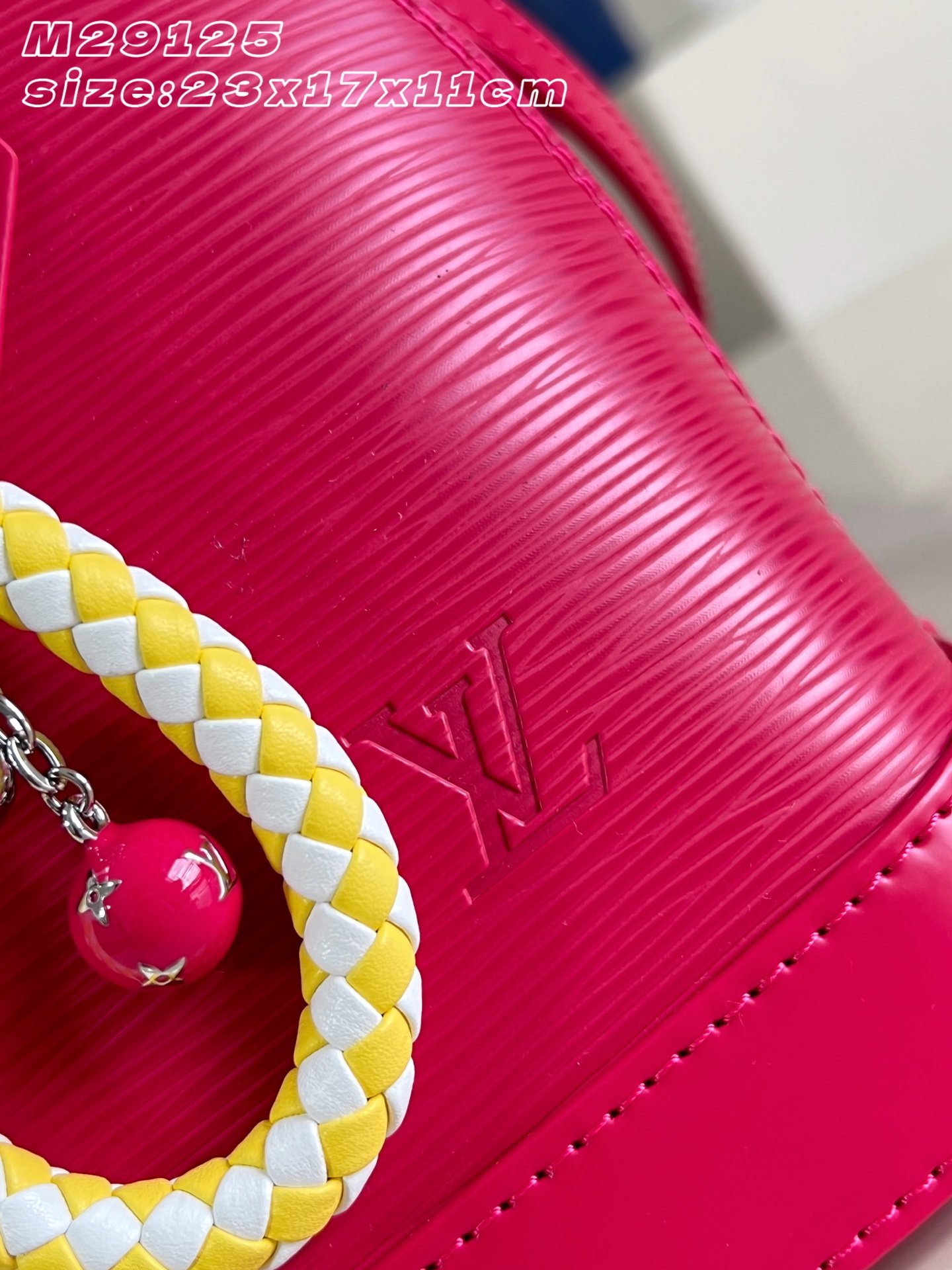 Bolso Alma BB Louis Vuitton - Imagen 2