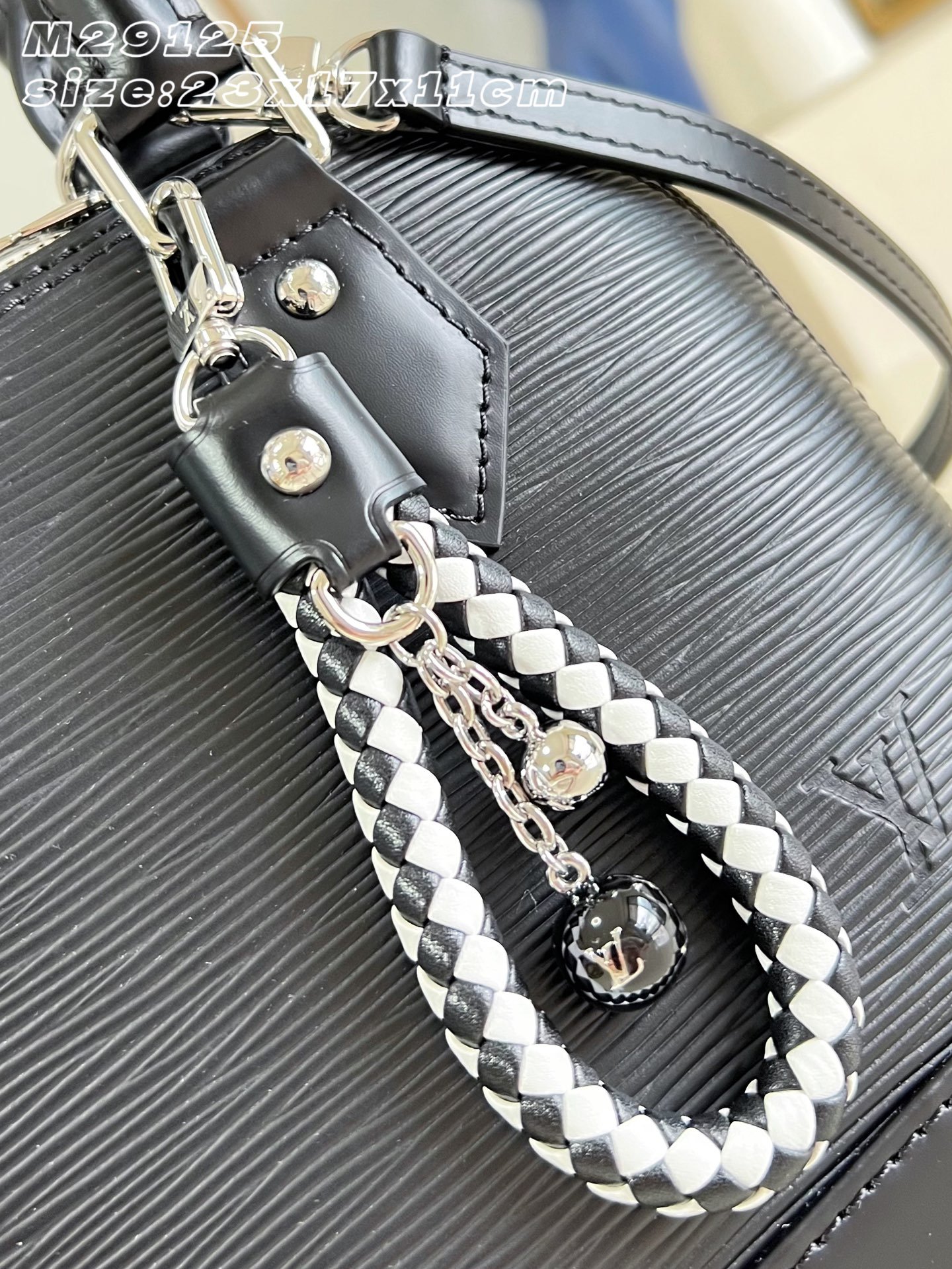 Bolso Alma BB Louis Vuitton - Imagen 3
