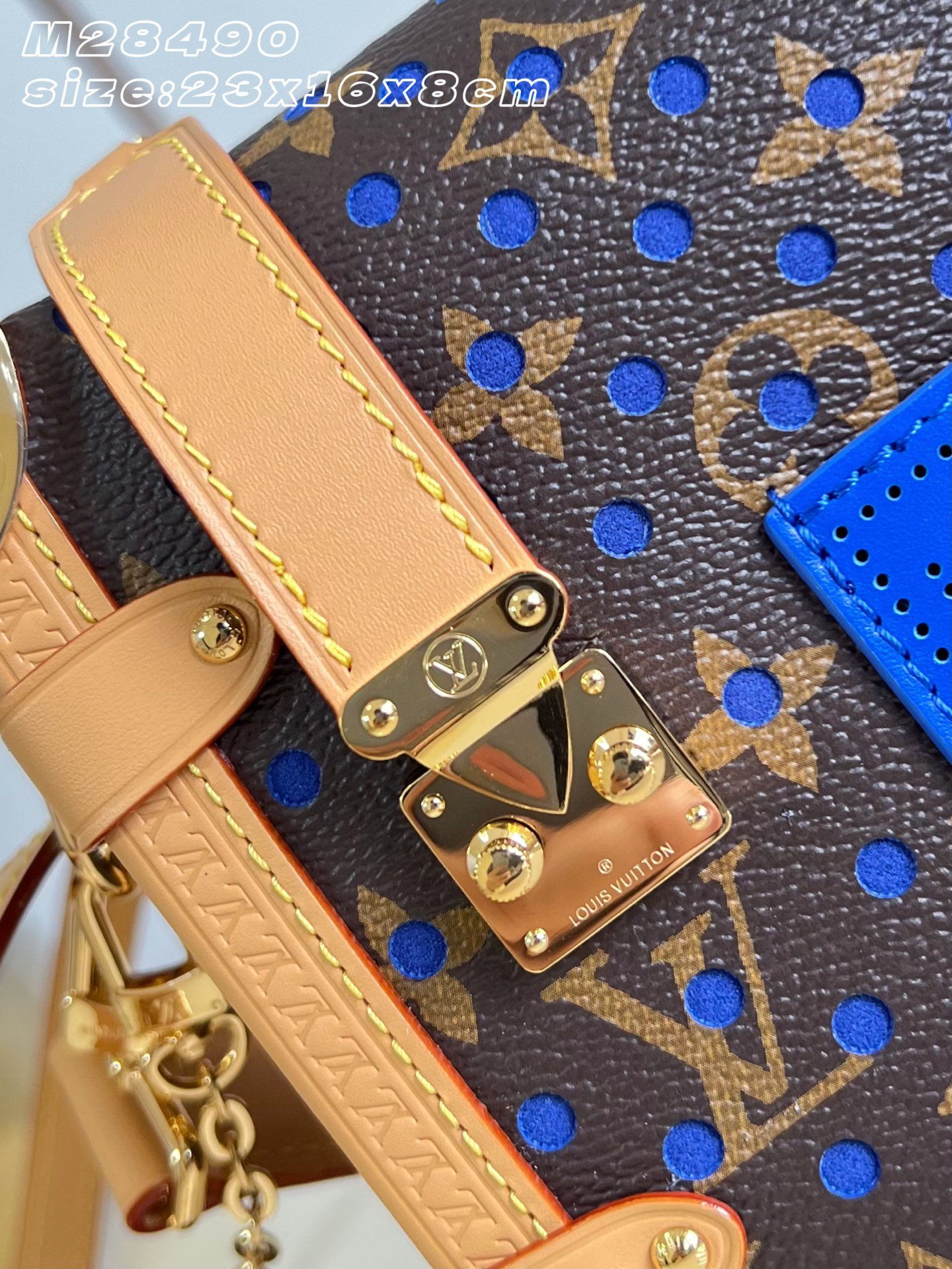 Bolso Side Trunk MM Louis Vuitton - Imagen 8