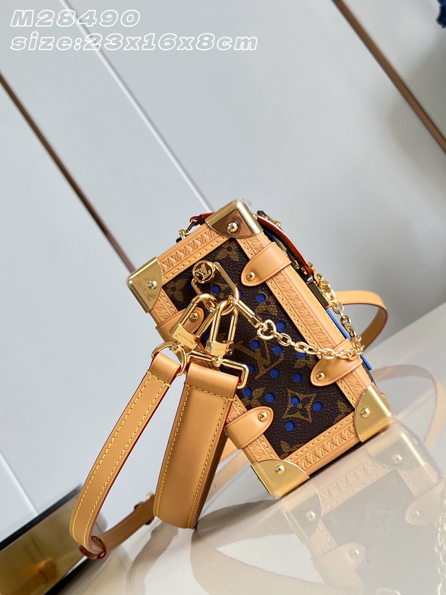 Bolso Side Trunk MM Louis Vuitton - Imagen 3
