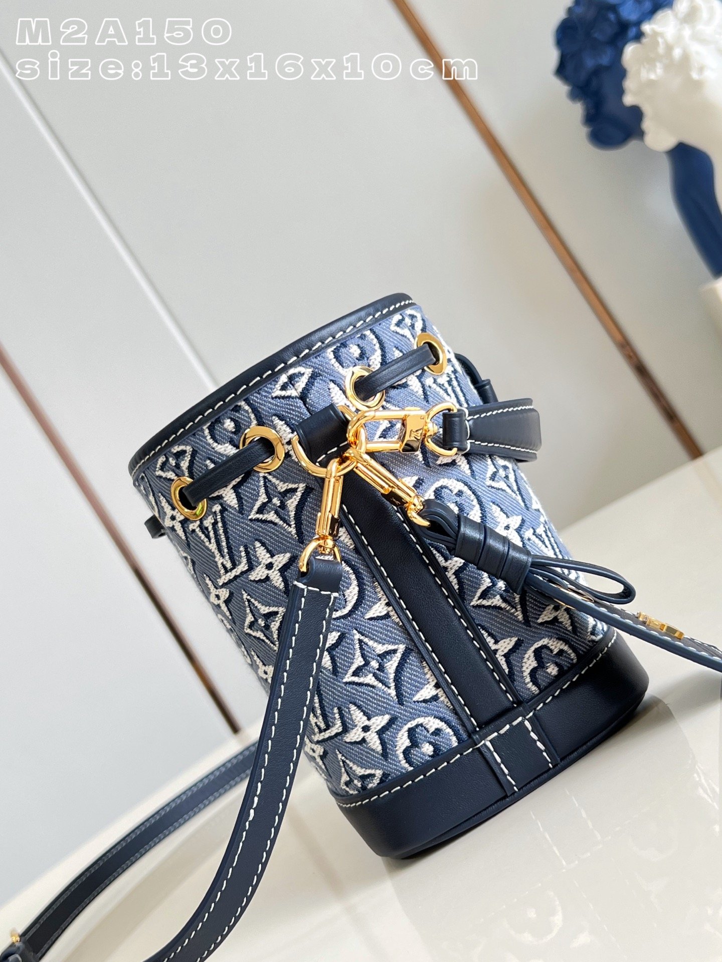 Bolso Nano Noé Louis Vuitton - Imagen 4