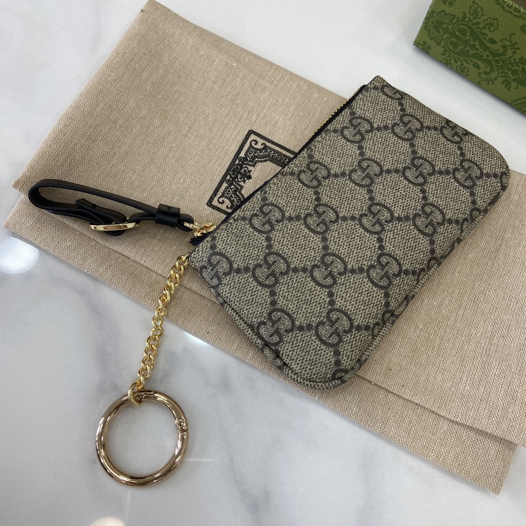 Funda para llaves GG Emblem Gucci - Imagen 7