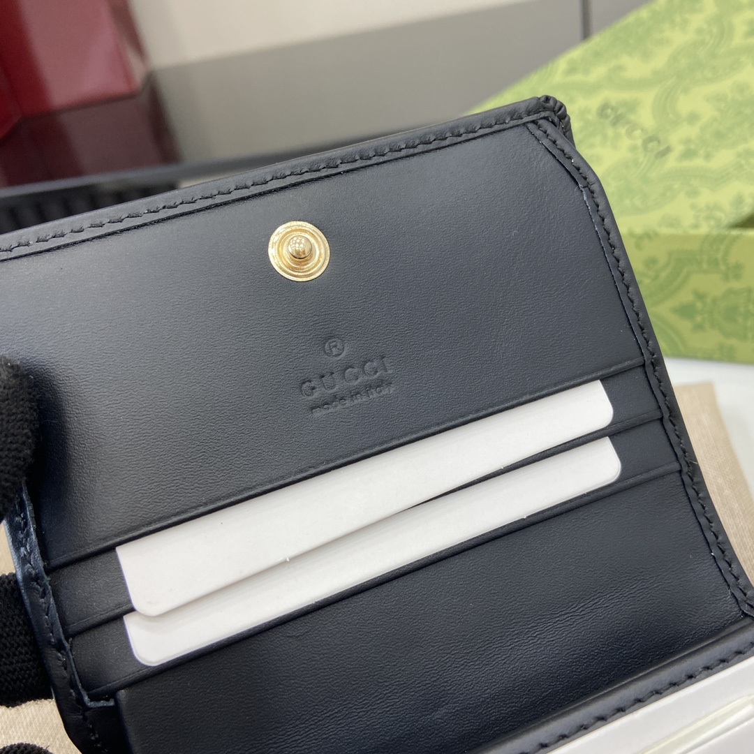 Minicartera GG Emblem Gucci - Imagen 11