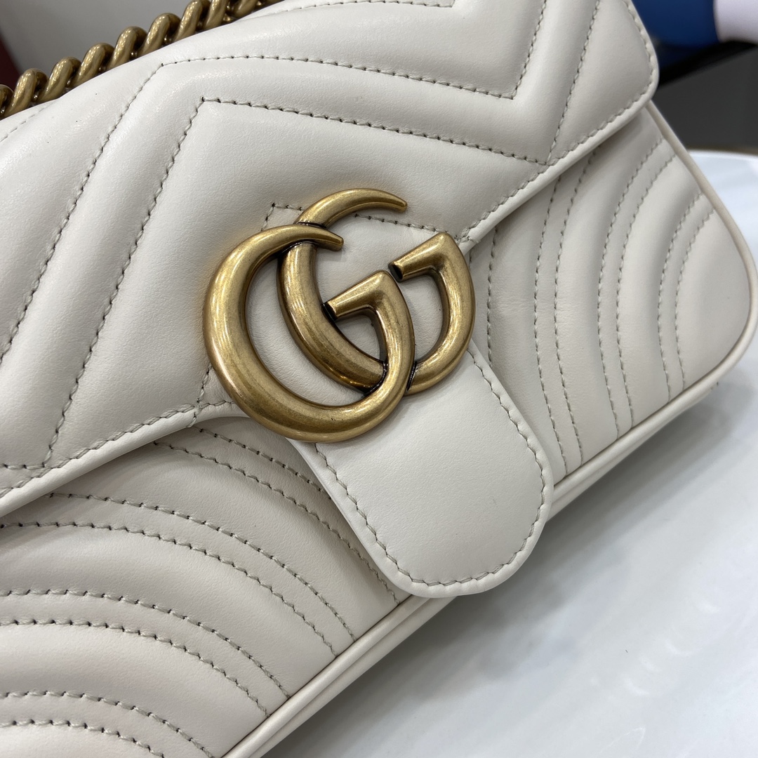 Bolso de hombro GG Marmont tamaño pequeño Gucci - Imagen 5