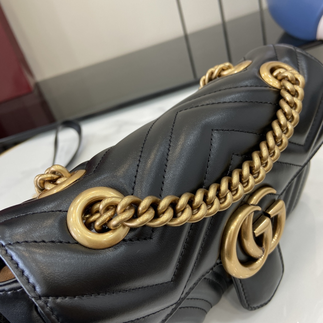 Bolso de hombro GG Marmont tamaño pequeño Gucci - Imagen 5