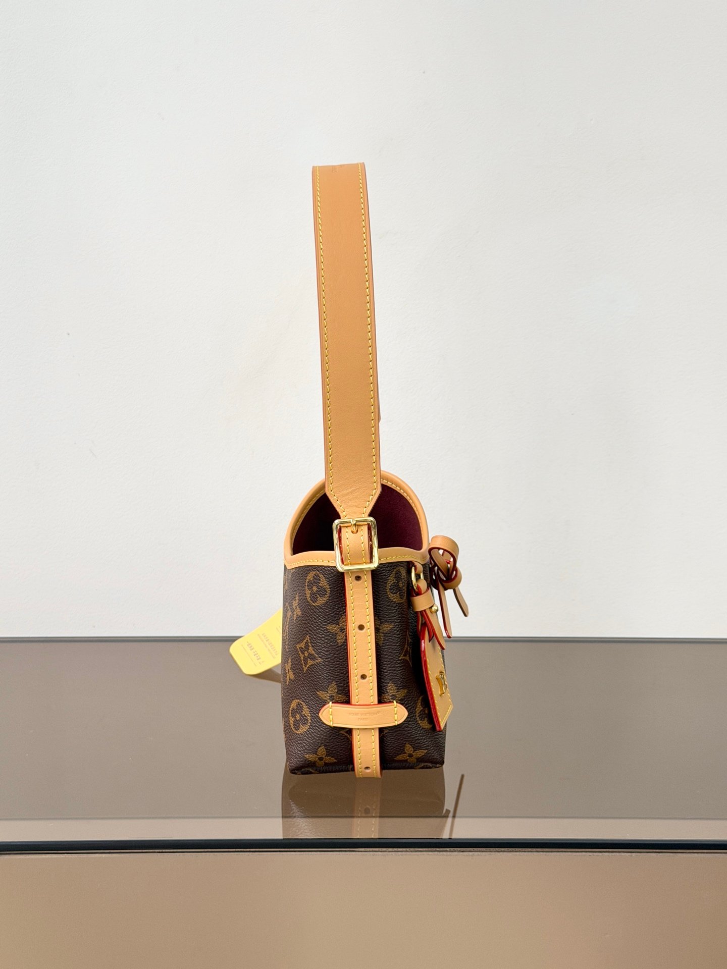 Bolso Nano CarryAll Louis Vuitton - Imagen 2