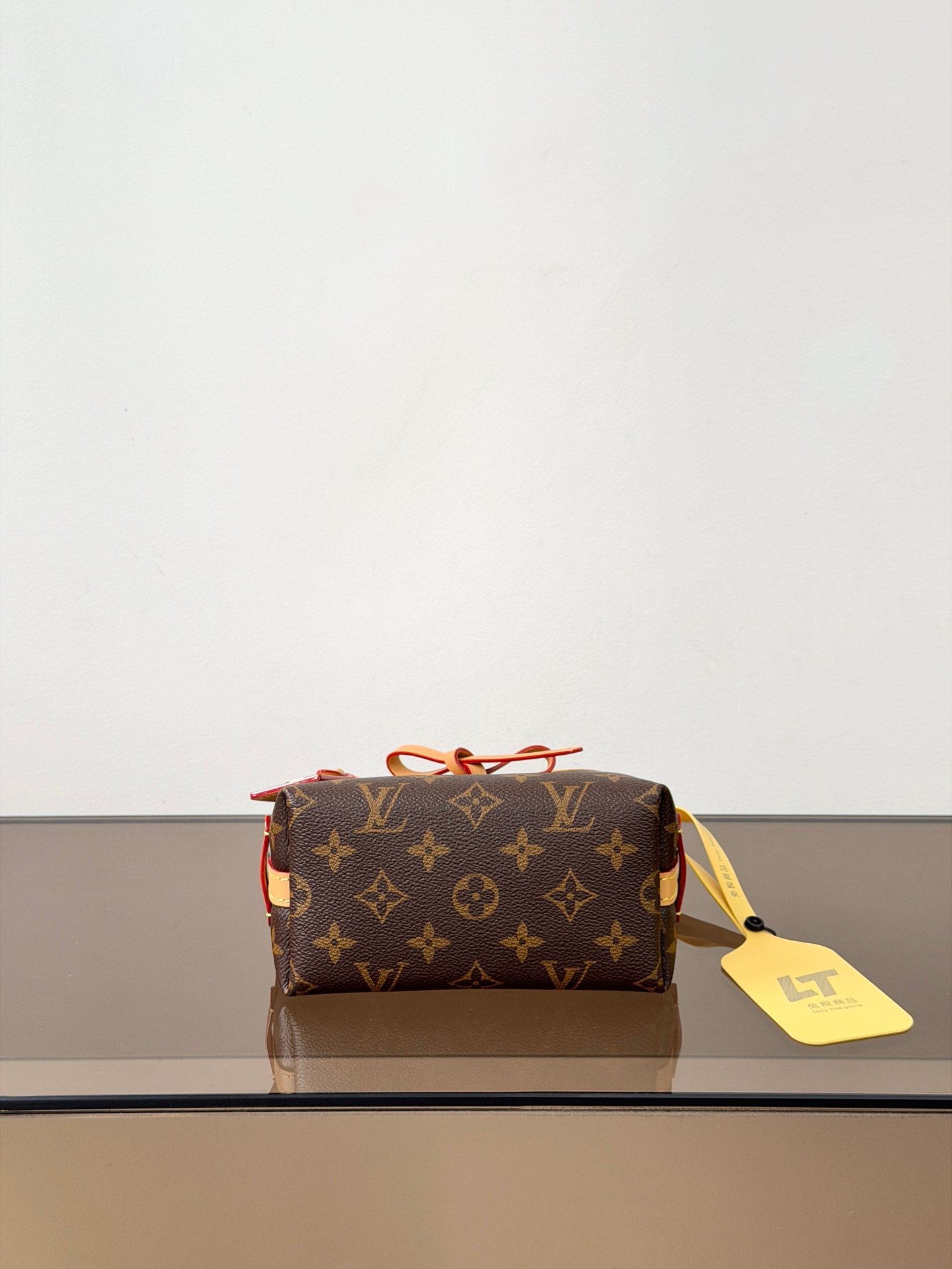 Bolso Nano CarryAll Louis Vuitton - Imagen 4
