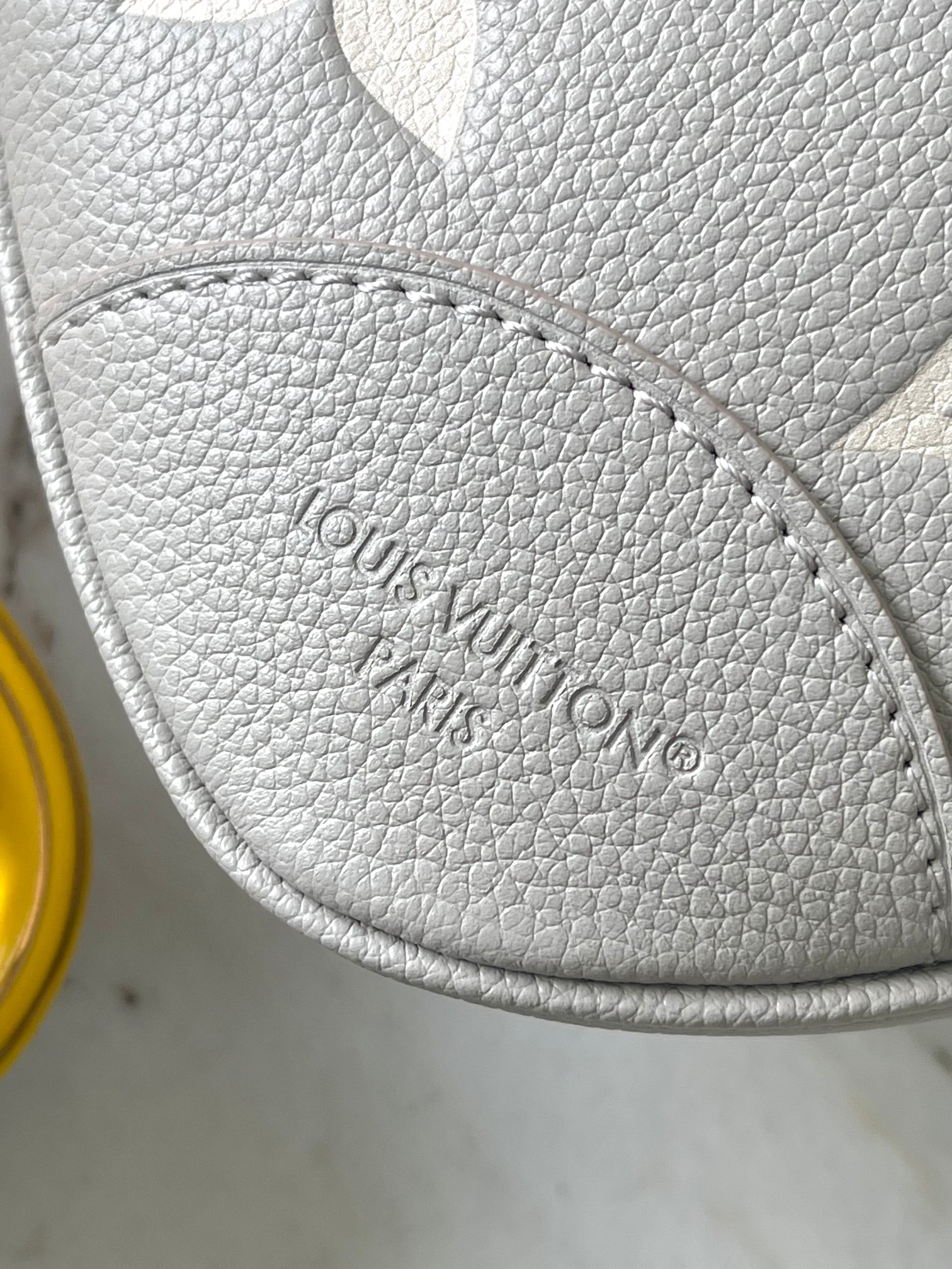 Bolso Boulogne PM Louis Vuitton - Imagen 7